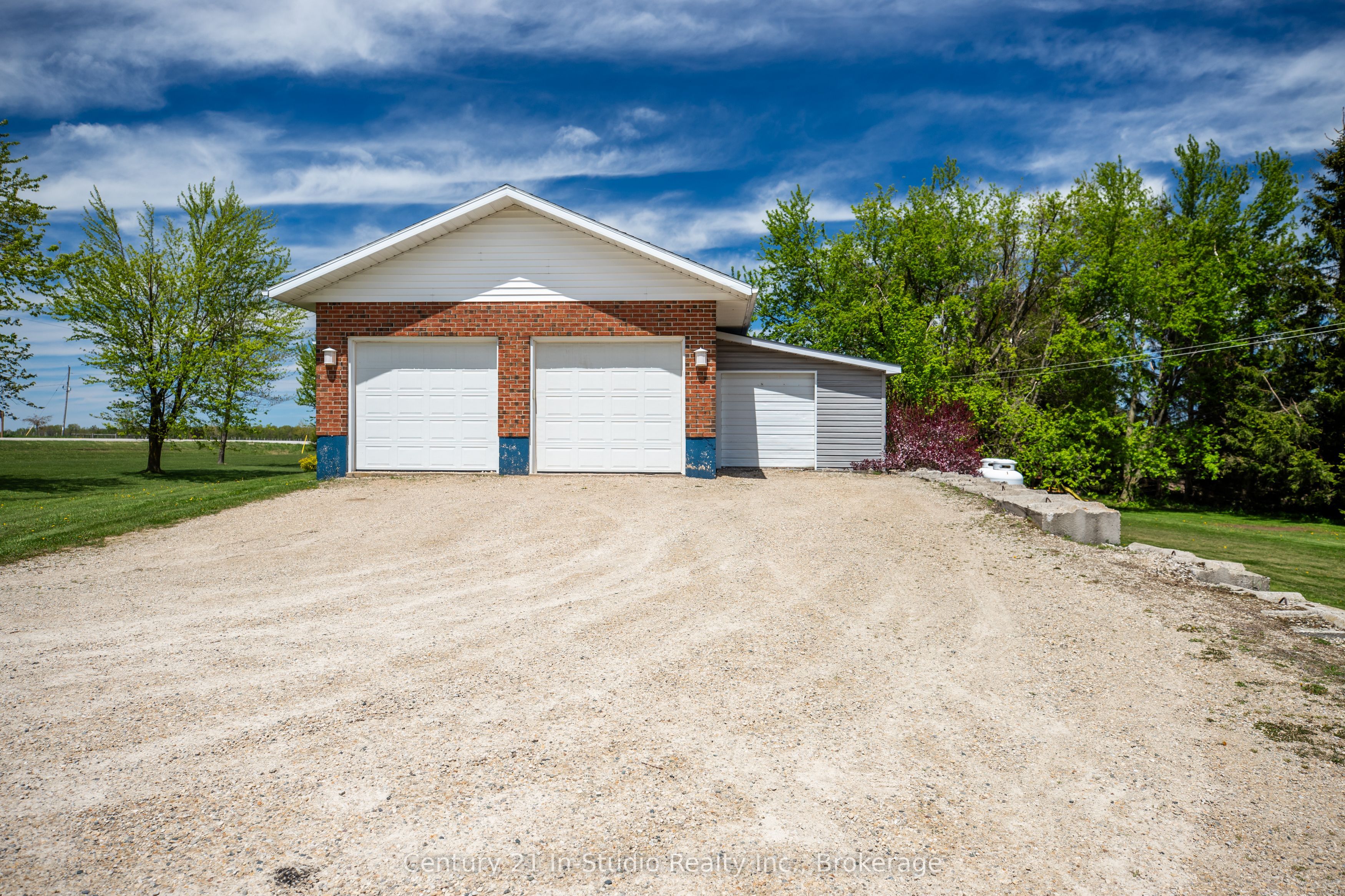 311817 Grey Road 8 Property Photo 7