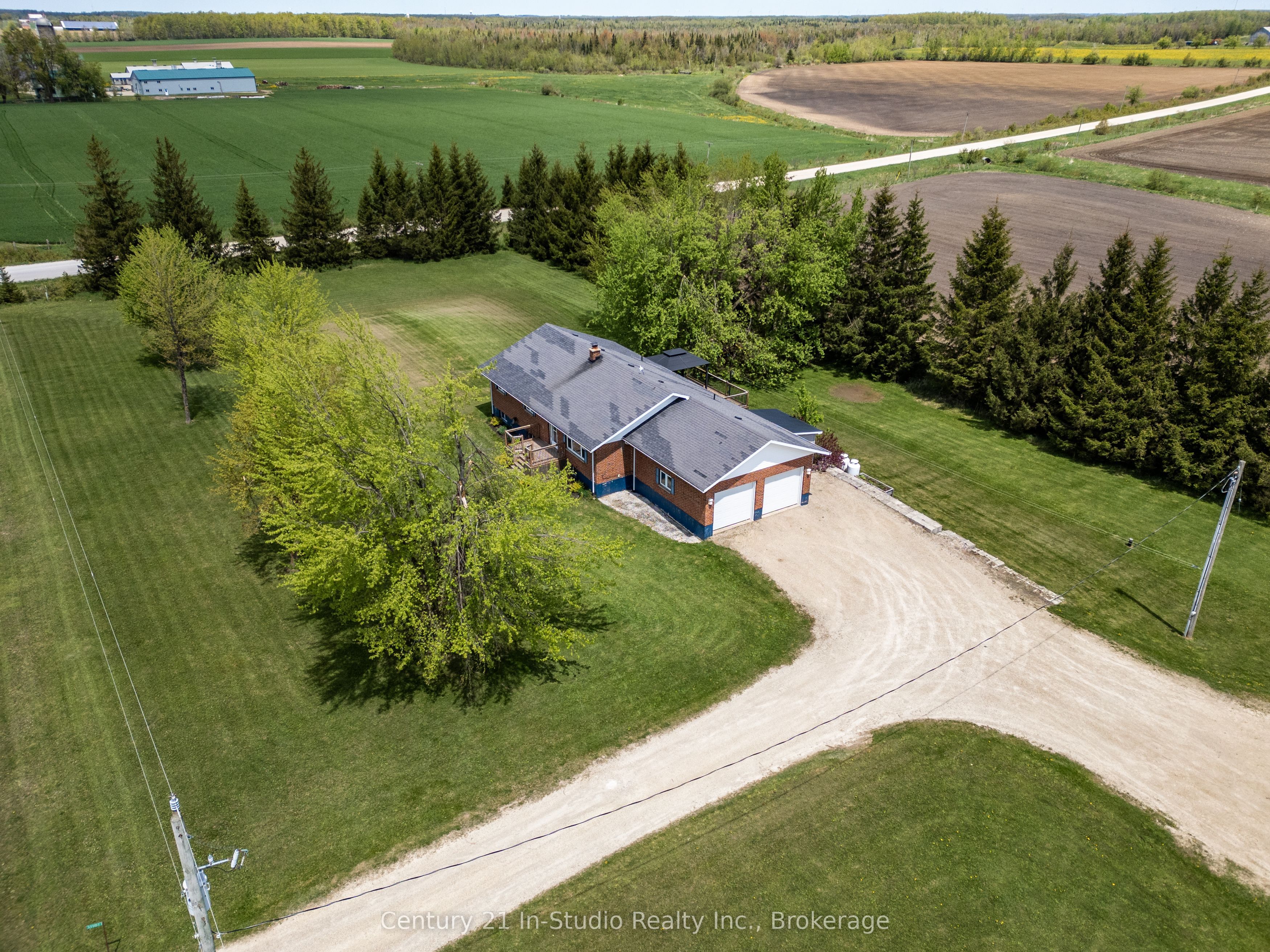 311817 Grey Road 8 Property Photo 11
