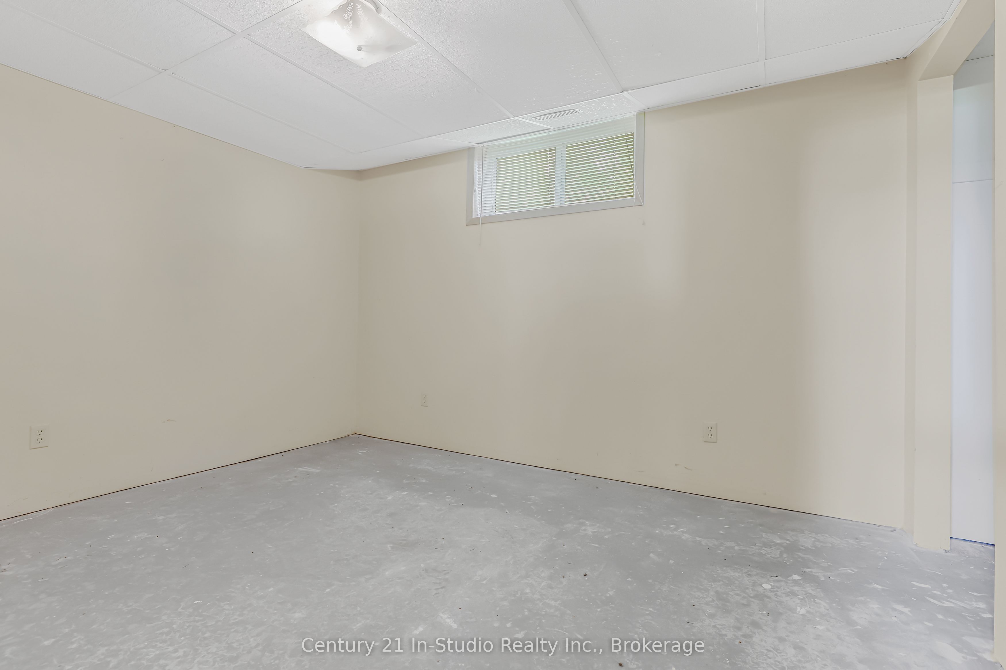311817 Grey Road 8 Property Photo 33