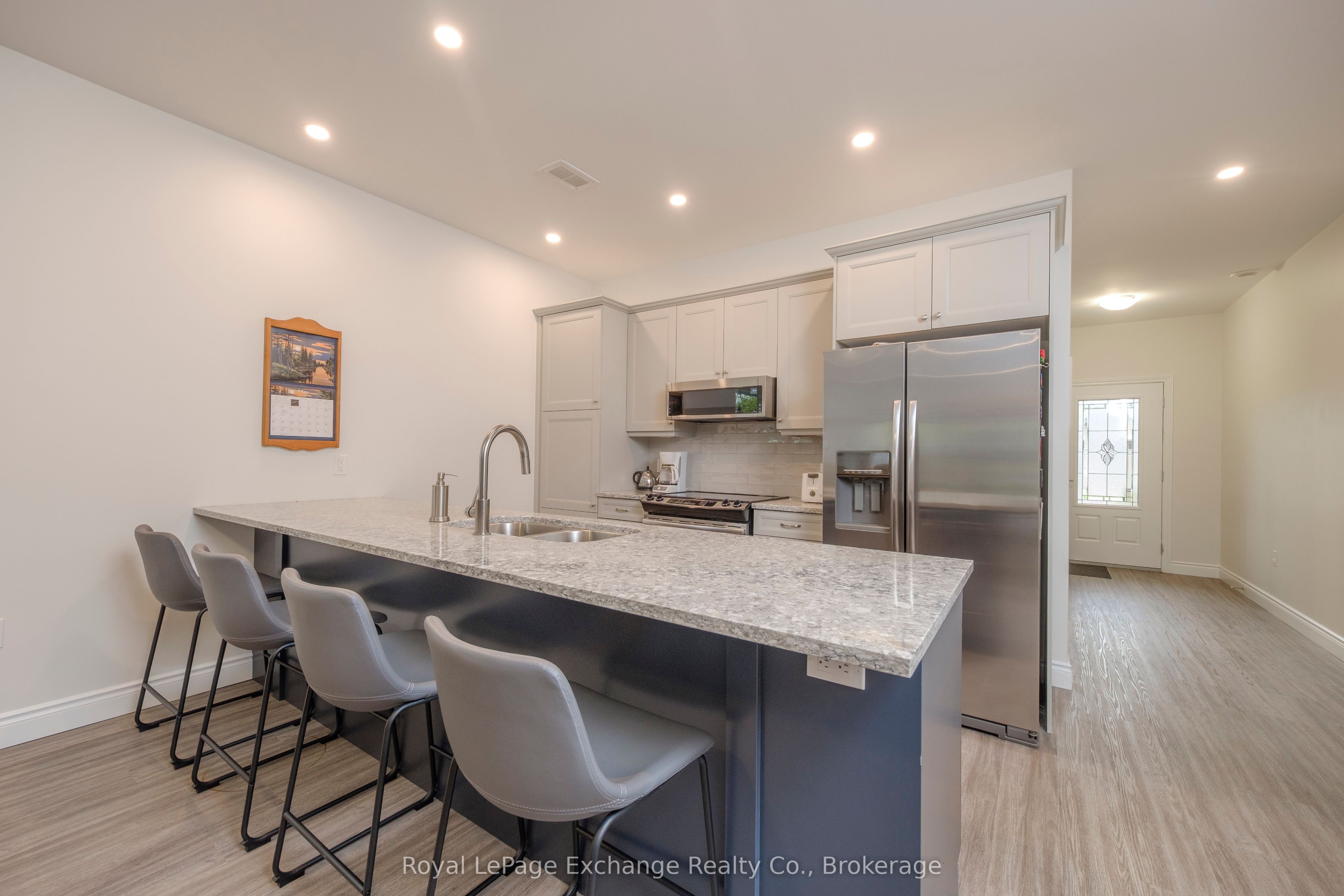 #12 - 775 Campbell Avenue Property Photo 9