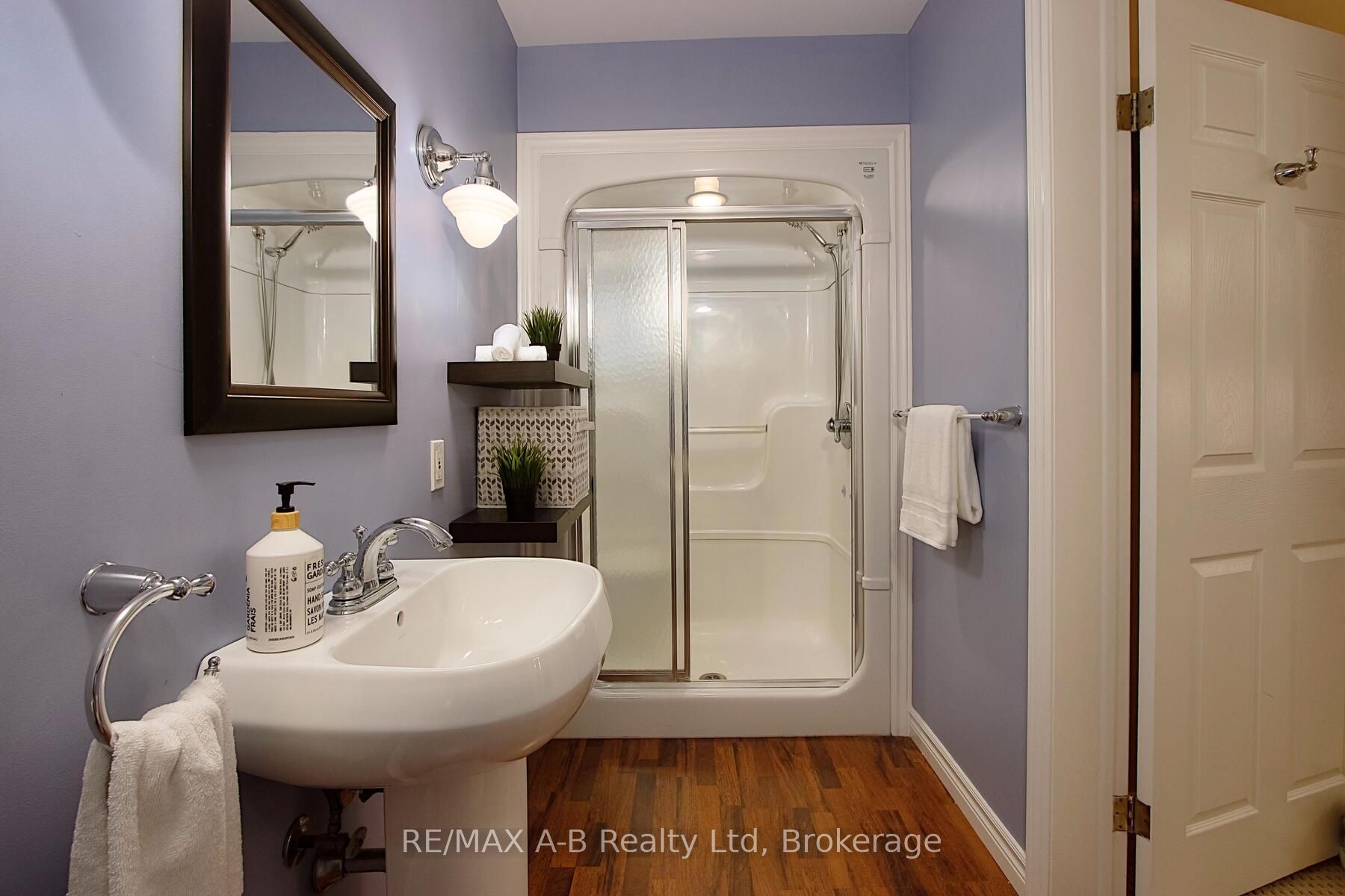 138 Huron Road Property Photo 19