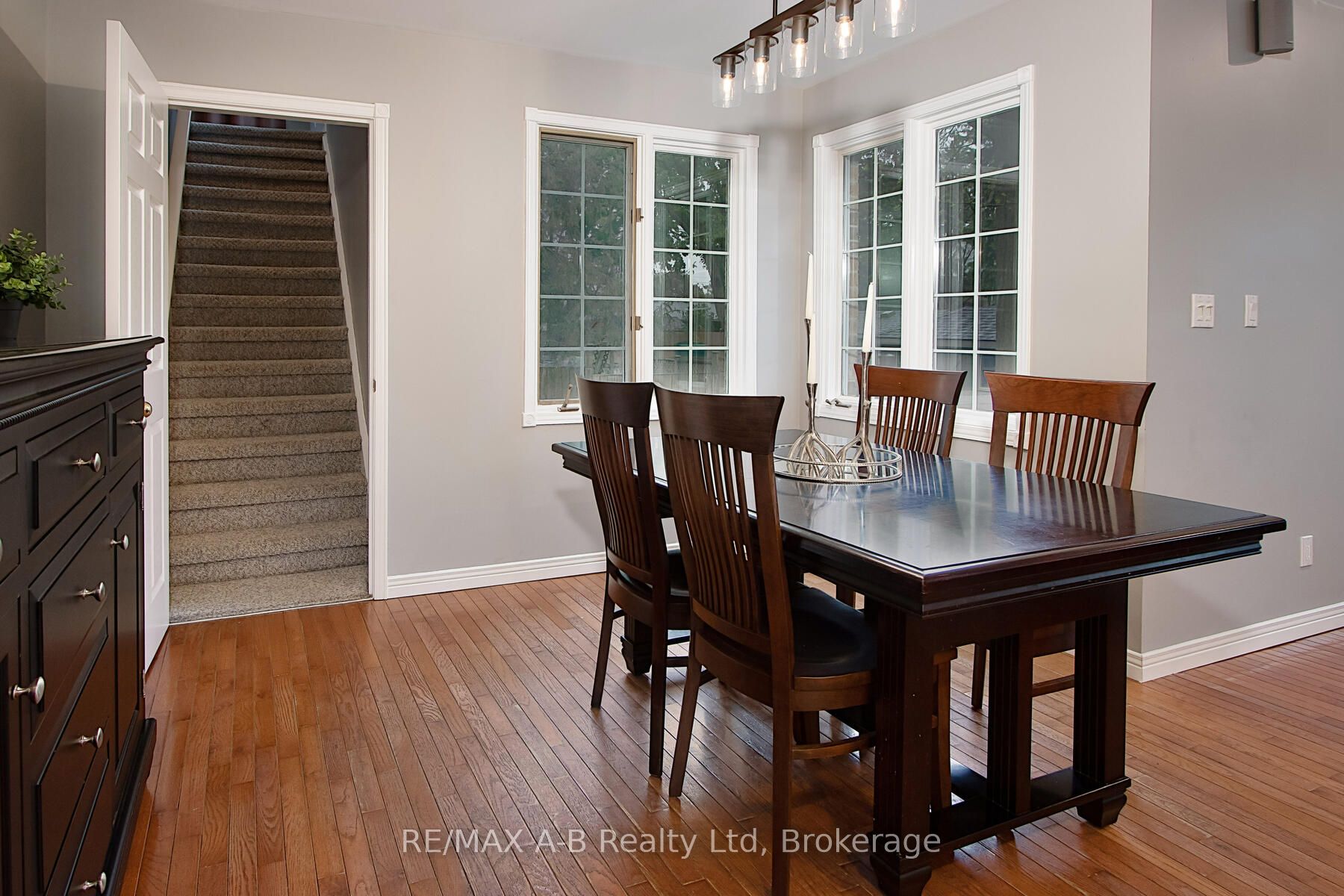 138 Huron Road Property Photo 40