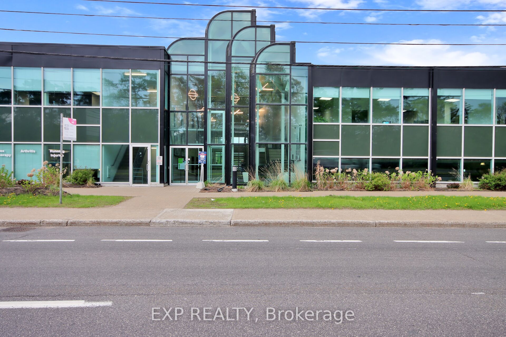 380 Hunt Club Road Property Photo