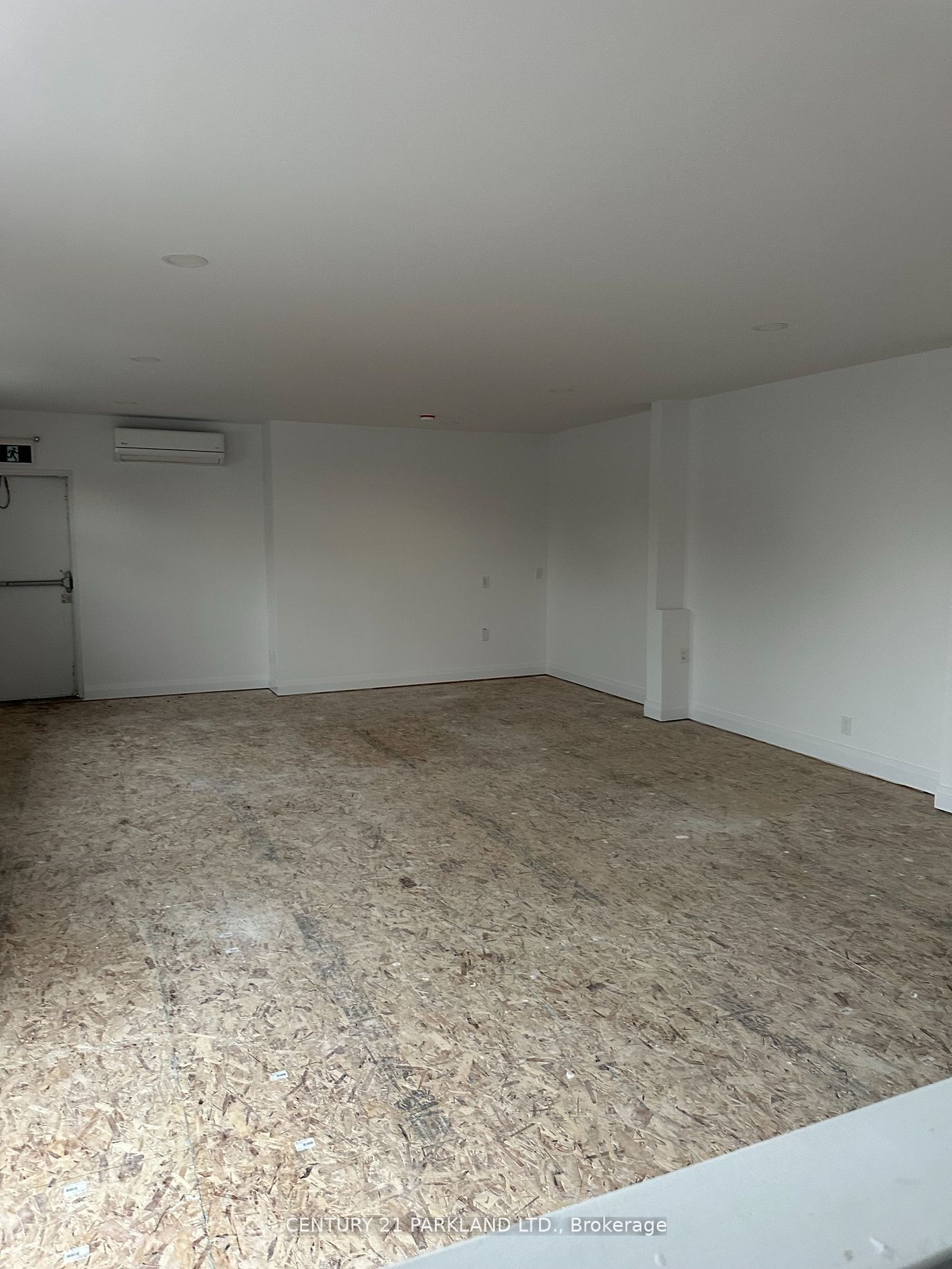 1831 Main Street W C Property Photo 2