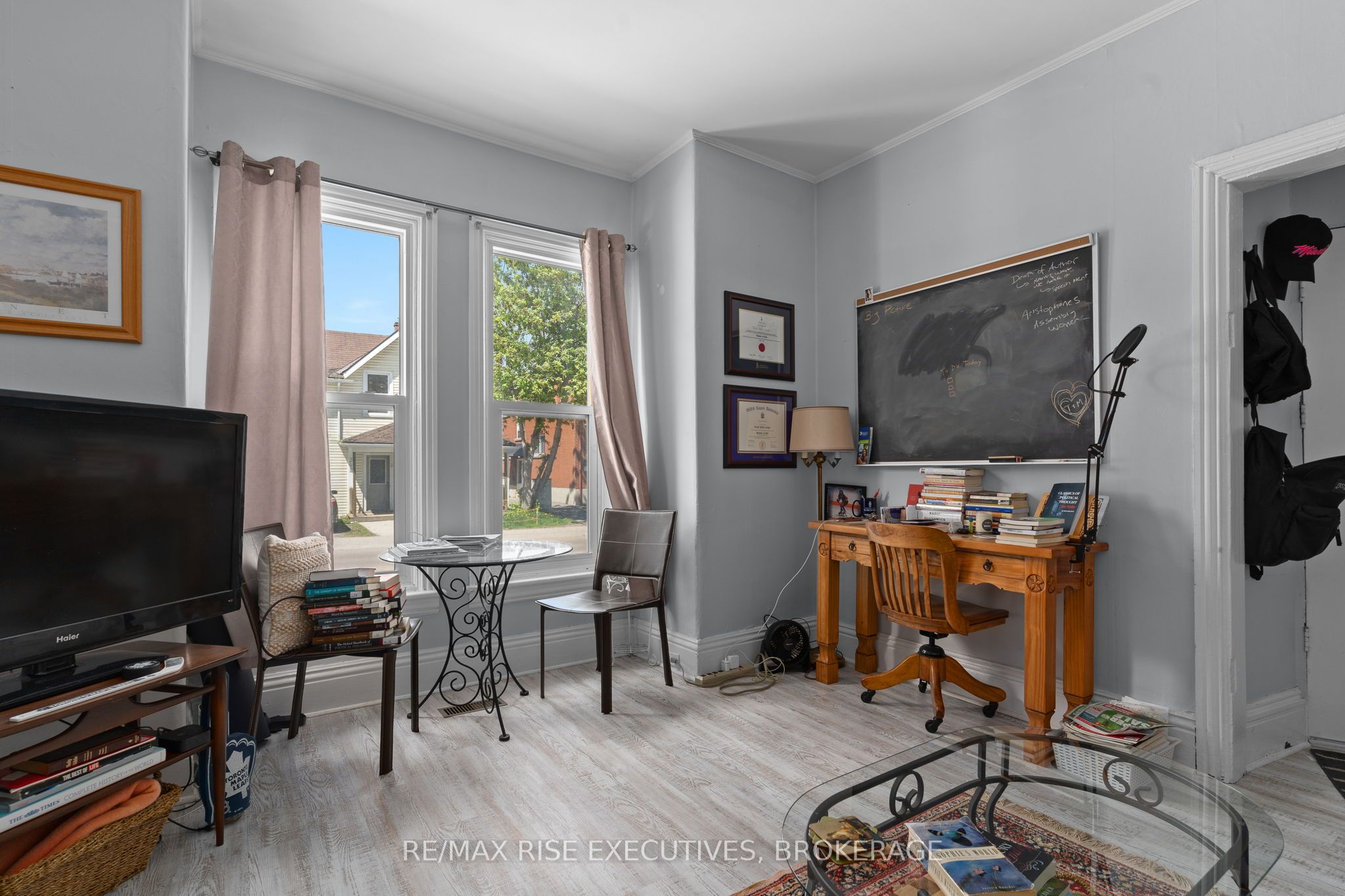 341 Division Street Property Photo 23