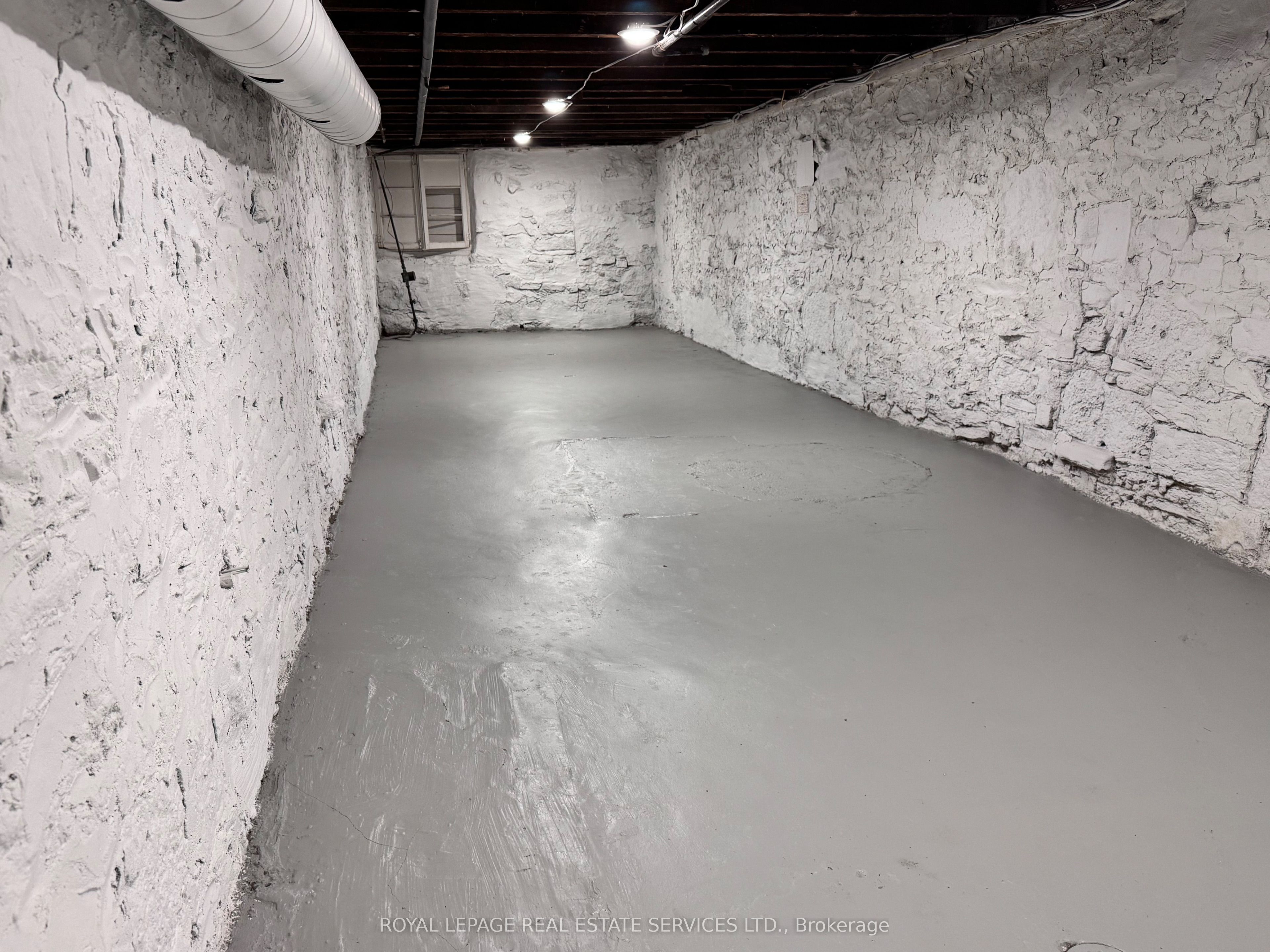 183 King Street Property Photo 7