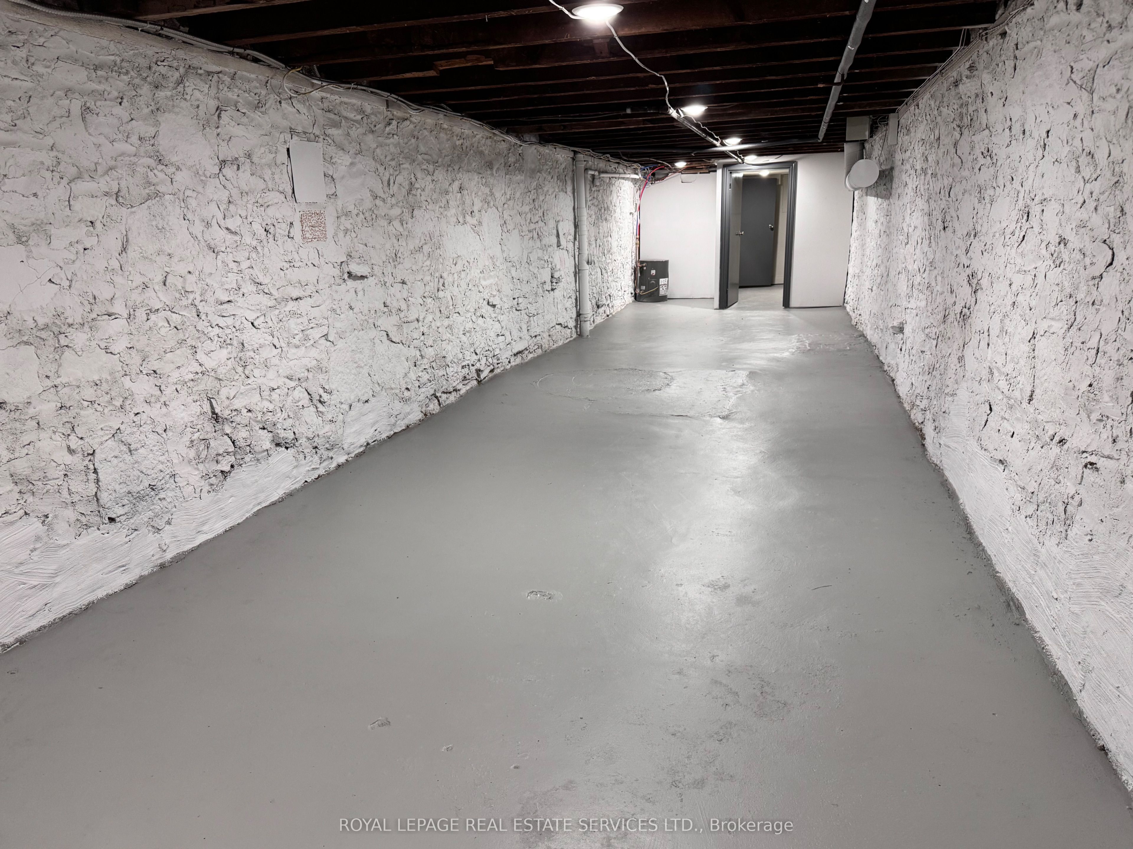 183 King Street Property Photo 8
