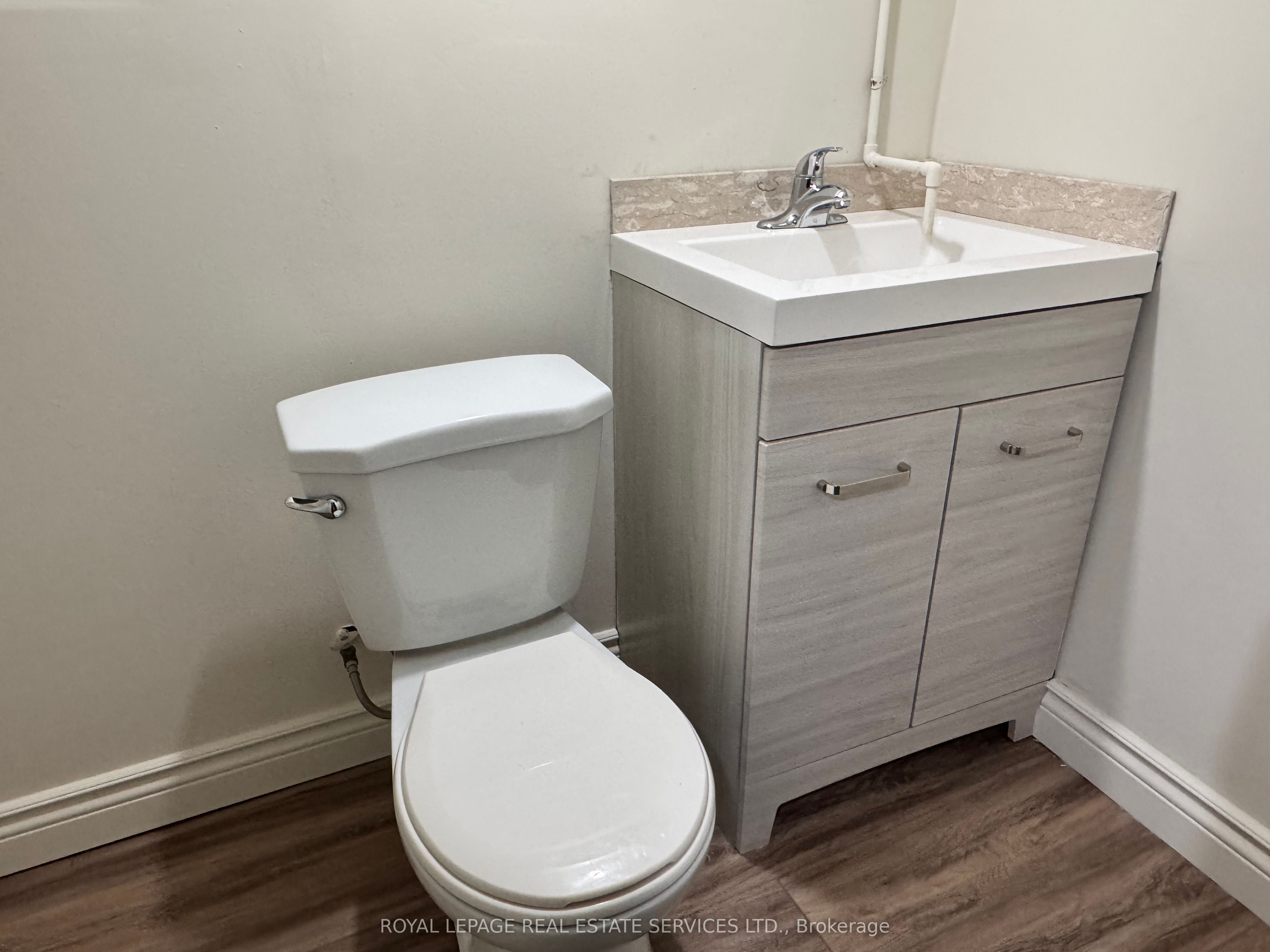 183 King Street Property Photo 9