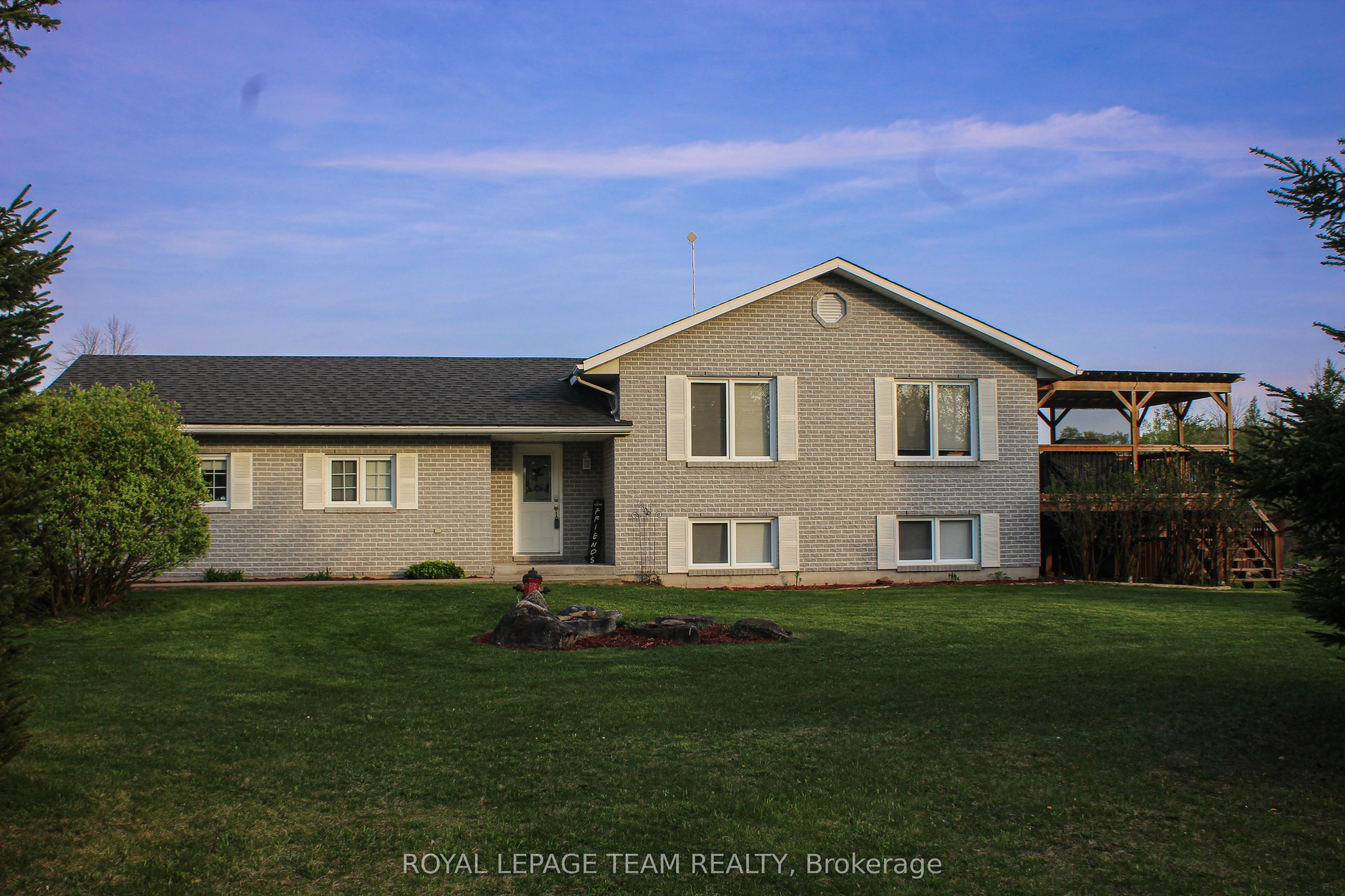 955 Macpherson Rd Property Photo 1