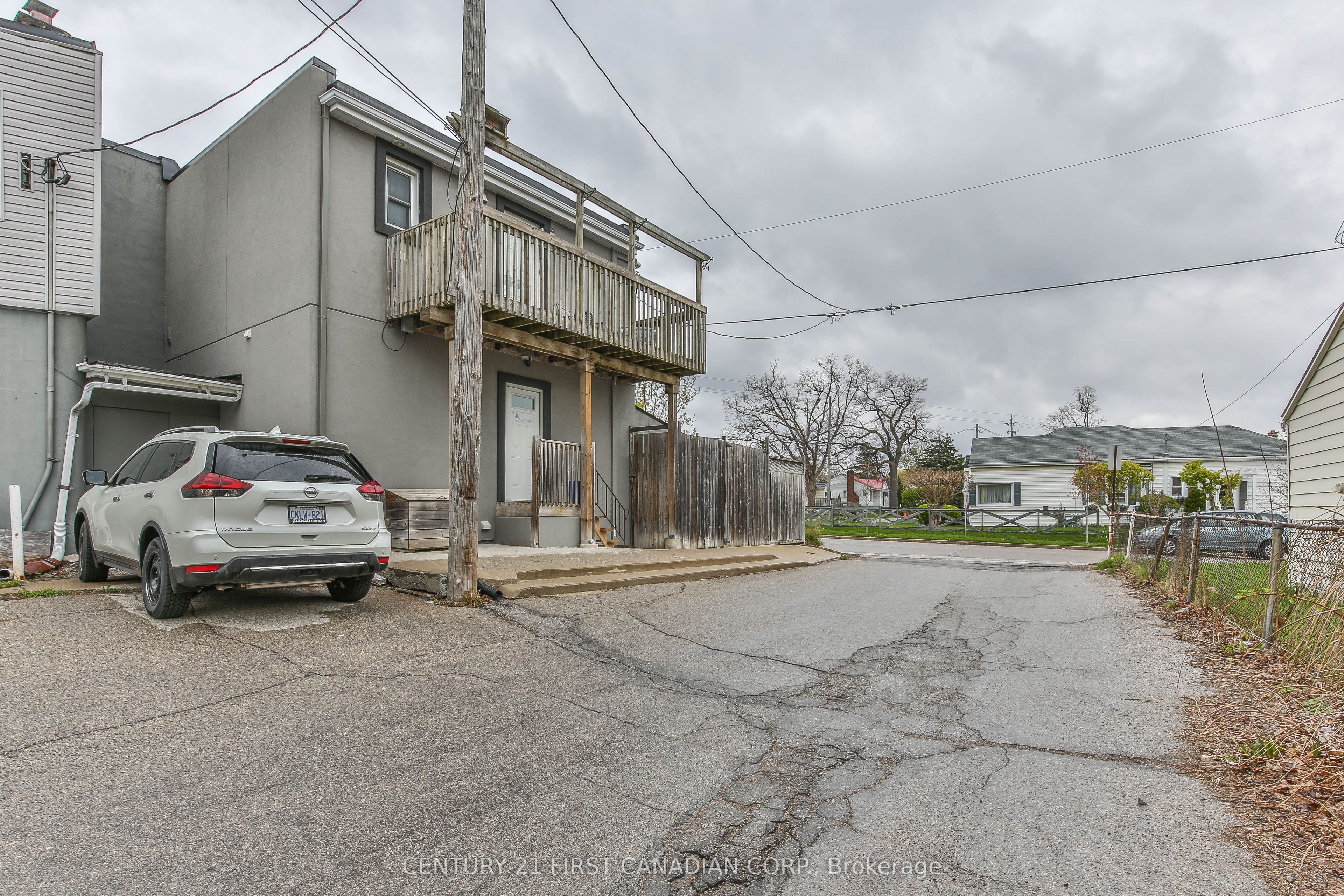 887 Hamilton Rd Property Photo 45