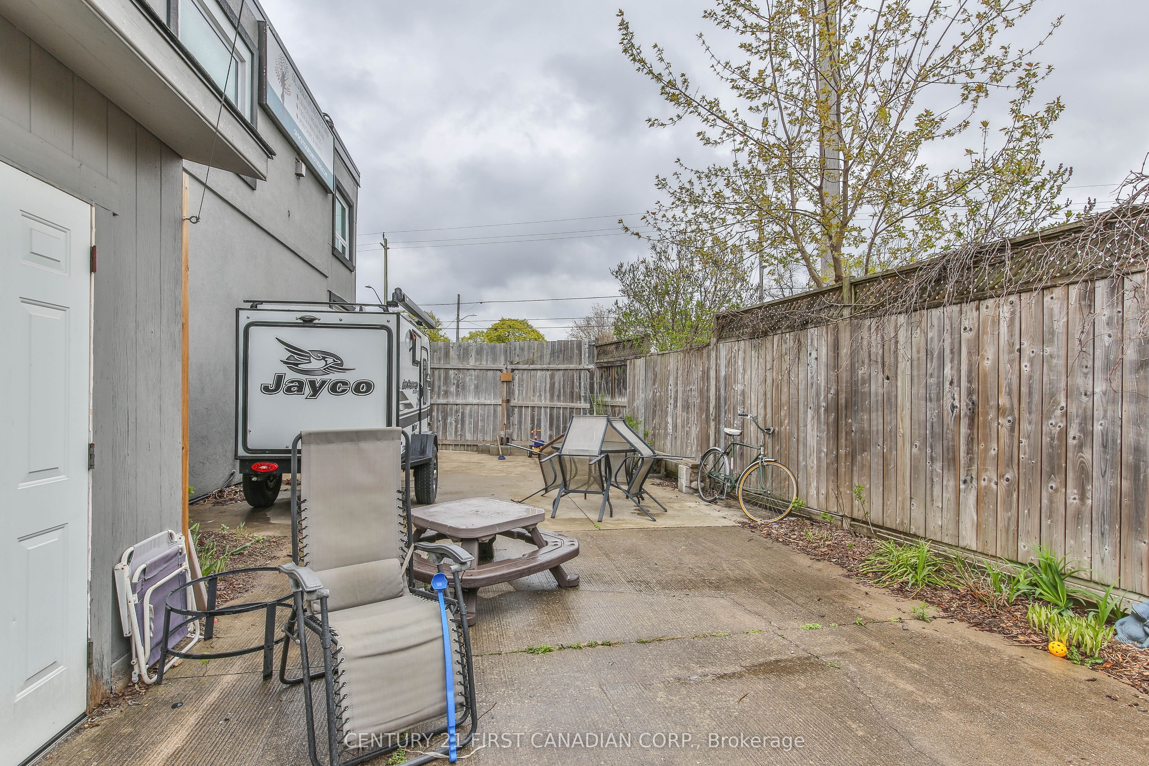 887 Hamilton Road Property Photo 46