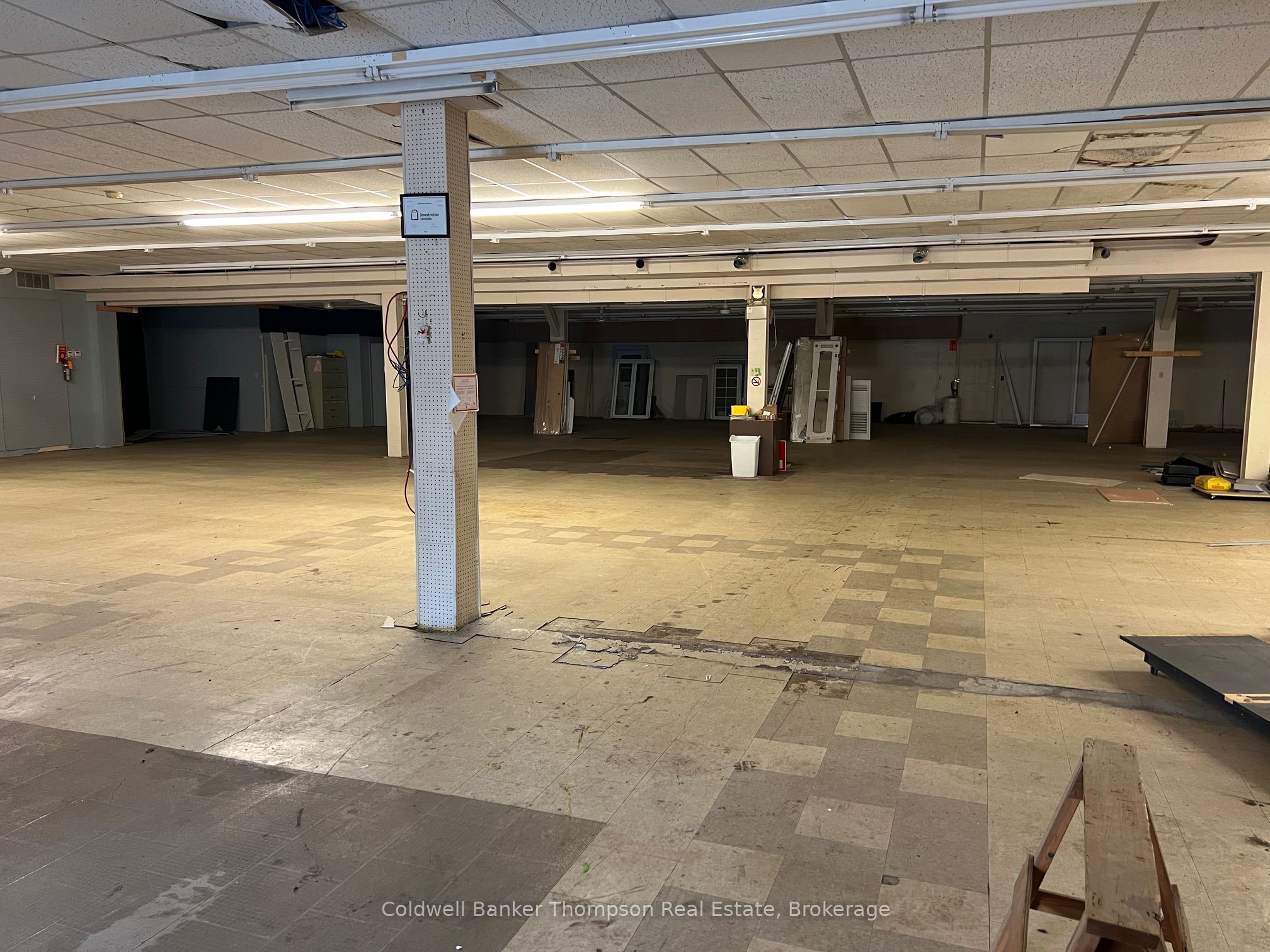 56 Park St Property Photo 8