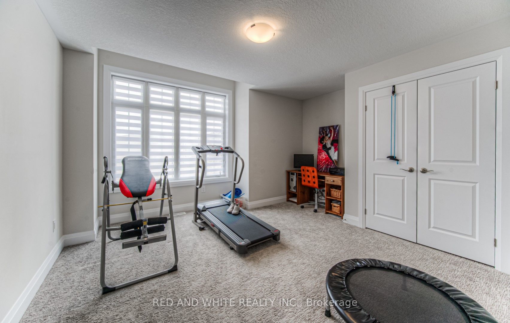 582 Mayapple Street Property Photo 24
