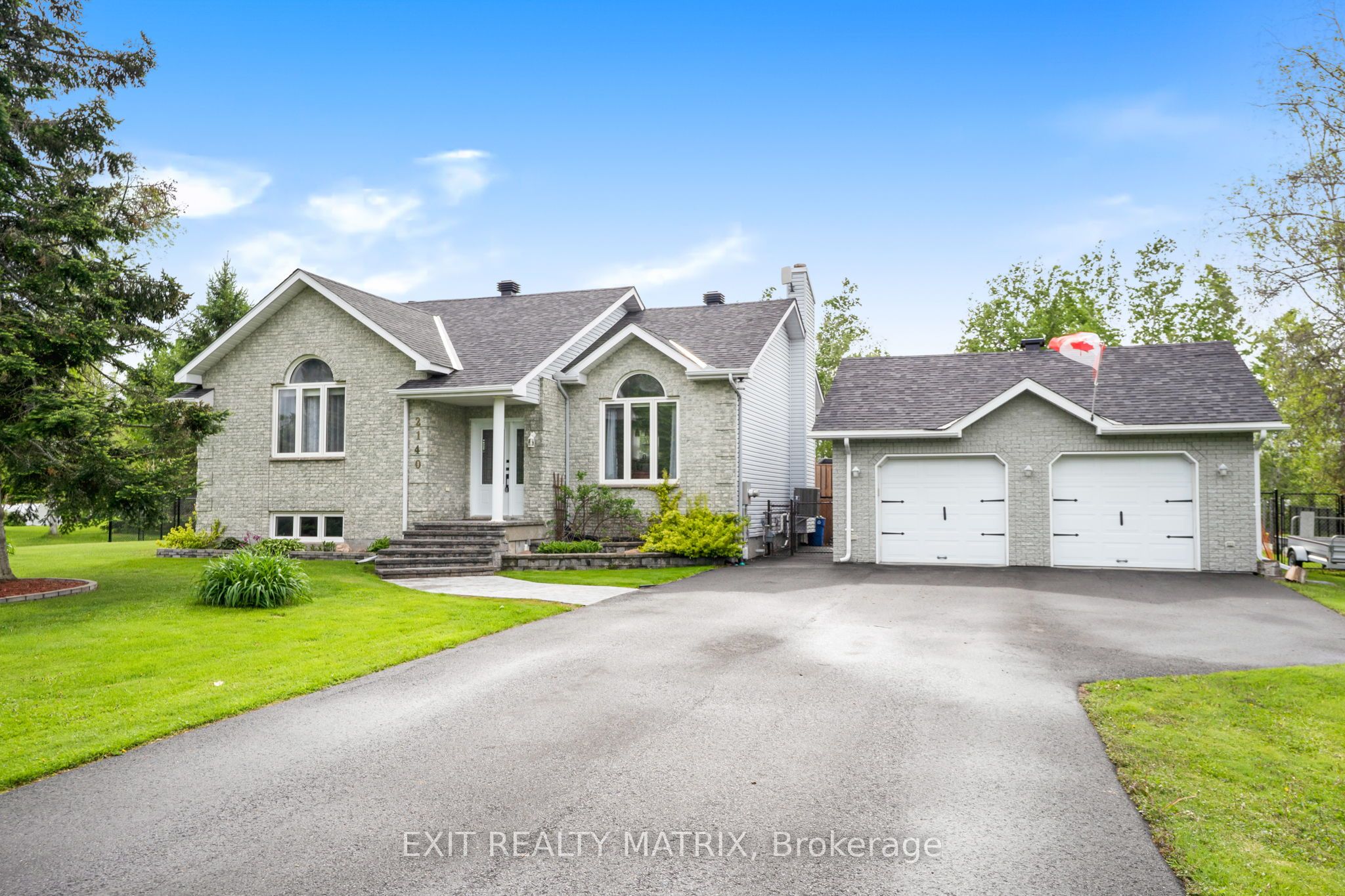 2140 Bedard Street Property Photo 1