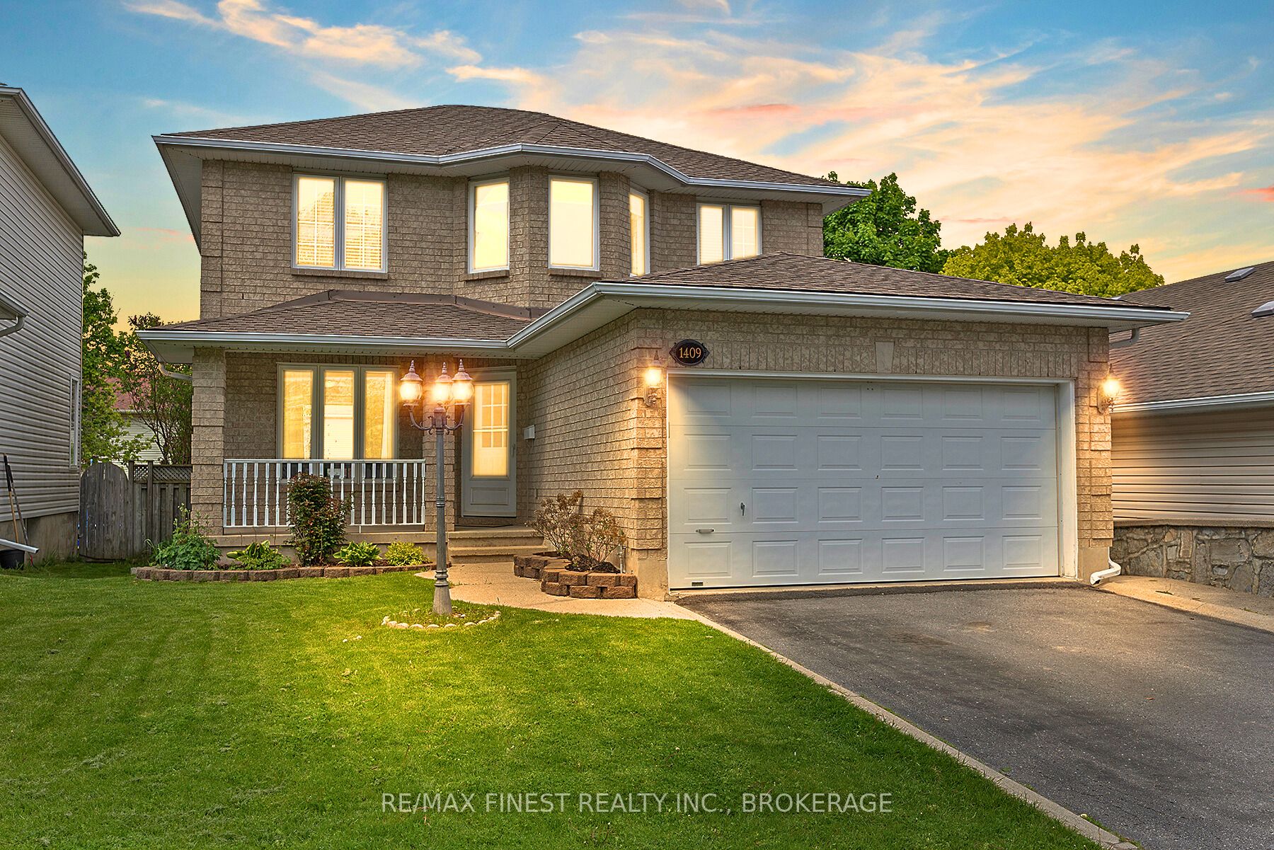 1409 Fisher Crescent Property Photo 1