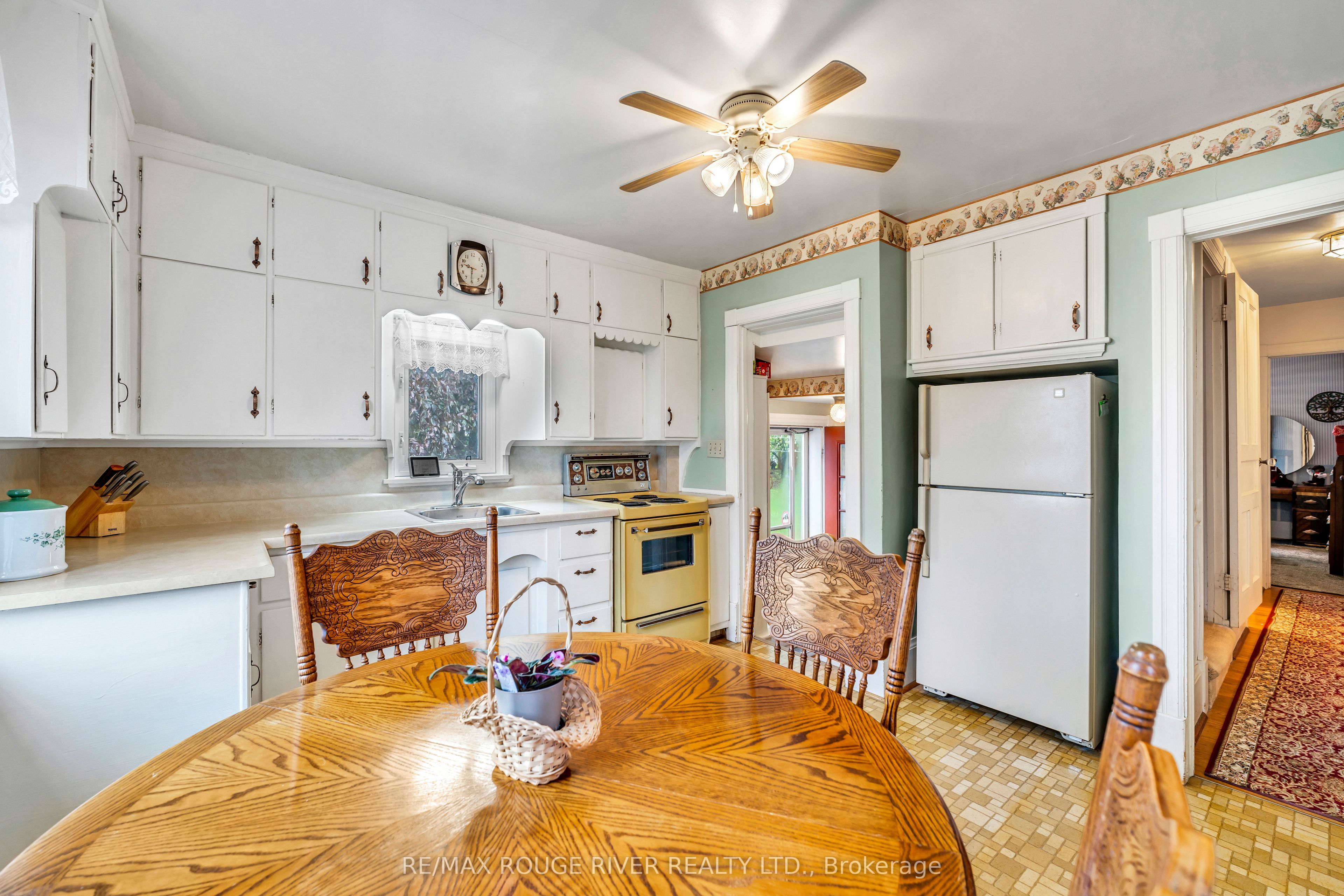 1005 Ontario Street Property Photo 10
