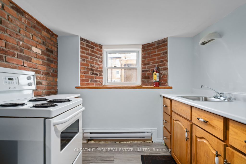 71 Queen St Property Photo 44