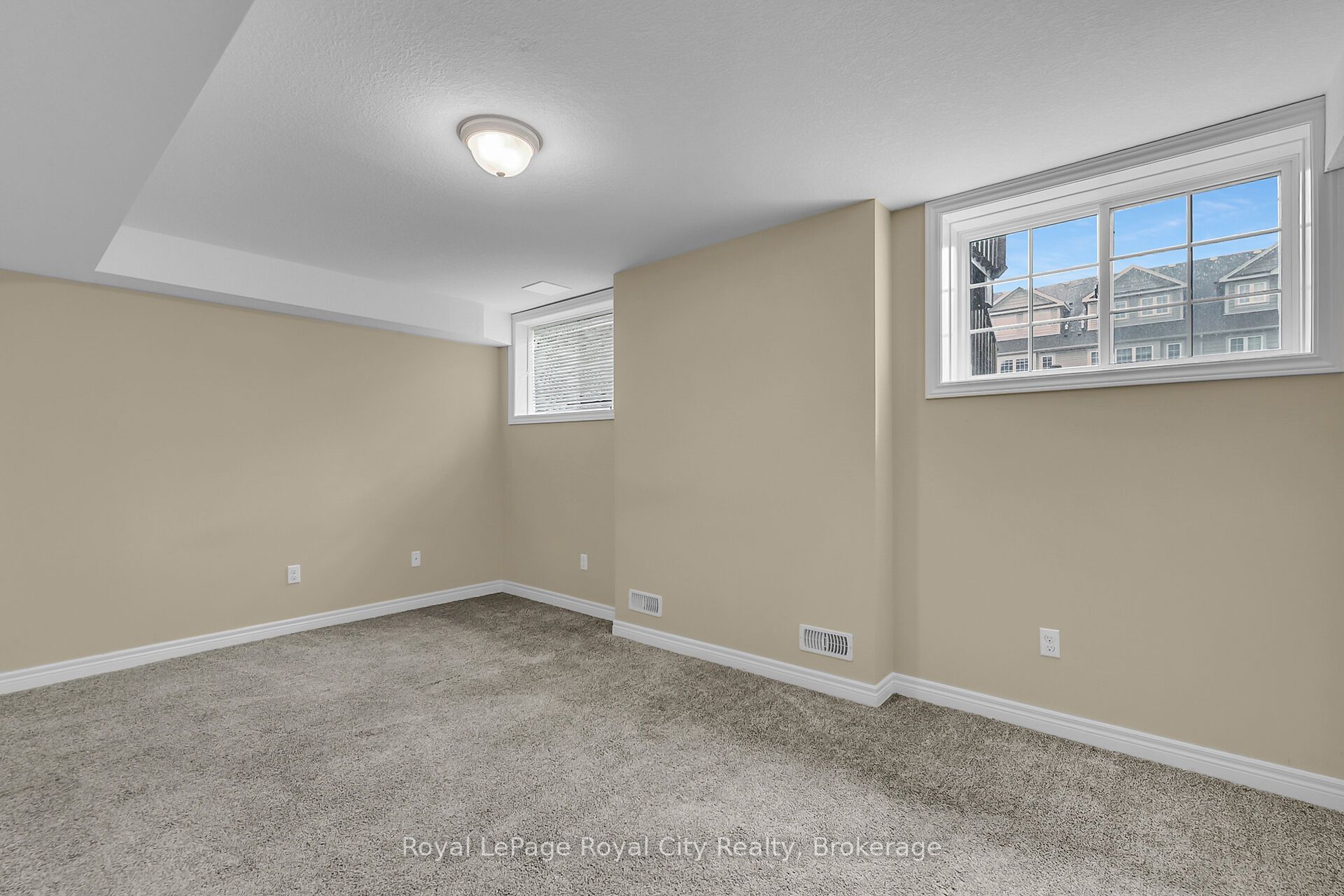 #a - 616 Woodlawn Road Property Photo 17