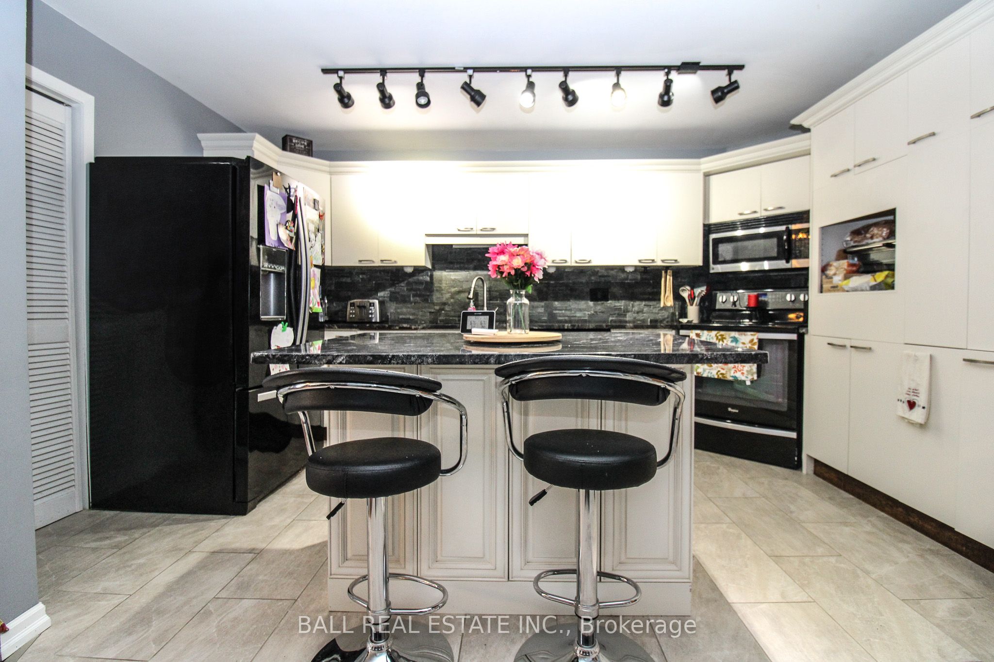 3 Paddock Wood #2 Property Photo 9
