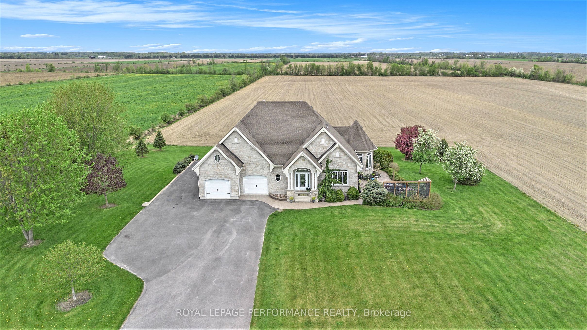 1218 800 Route Property Photo 1
