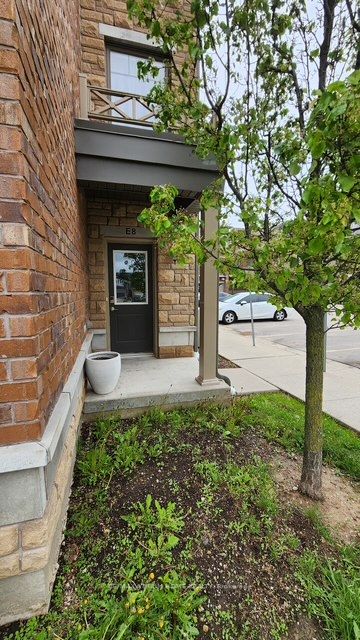 #e8 - 70 Willowrun Drive Property Photo 2