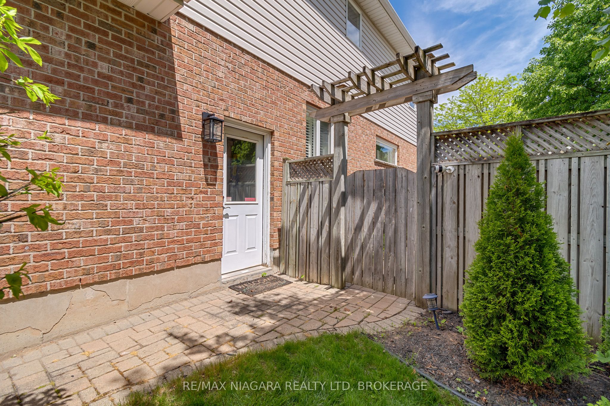 7955 Harvest Crescent Property Photo 46