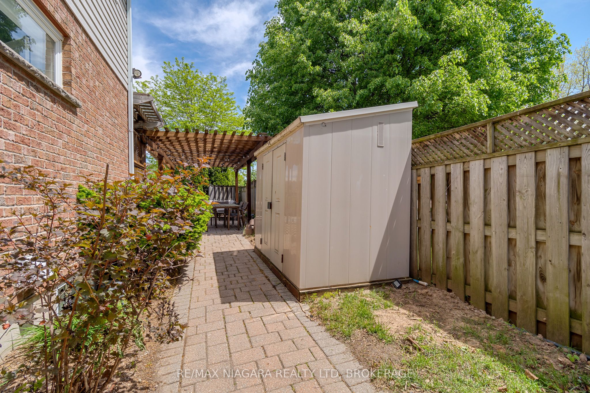 7955 Harvest Crescent Property Photo 47