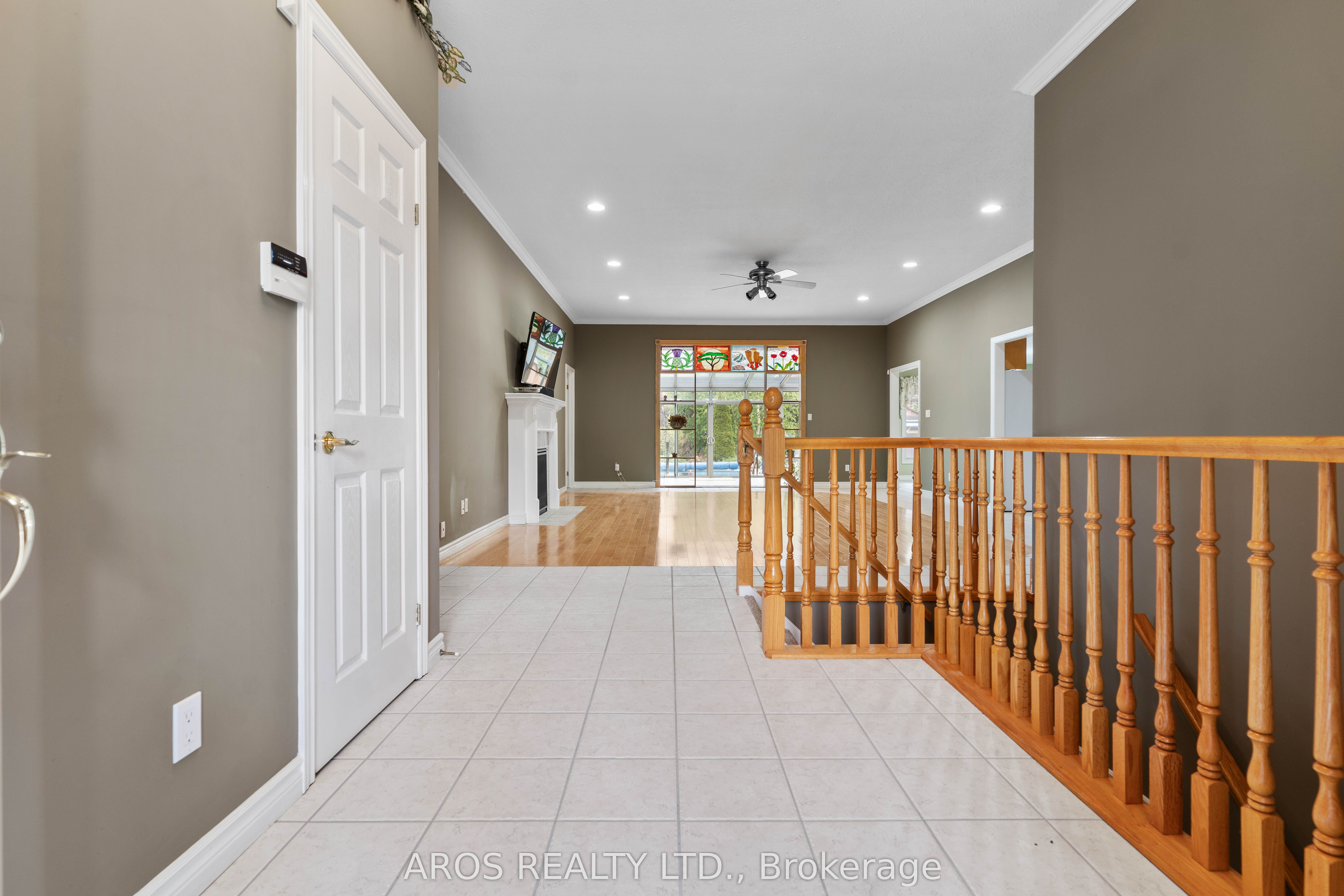 10 Prince Of Wales Gate N Property Photo 5