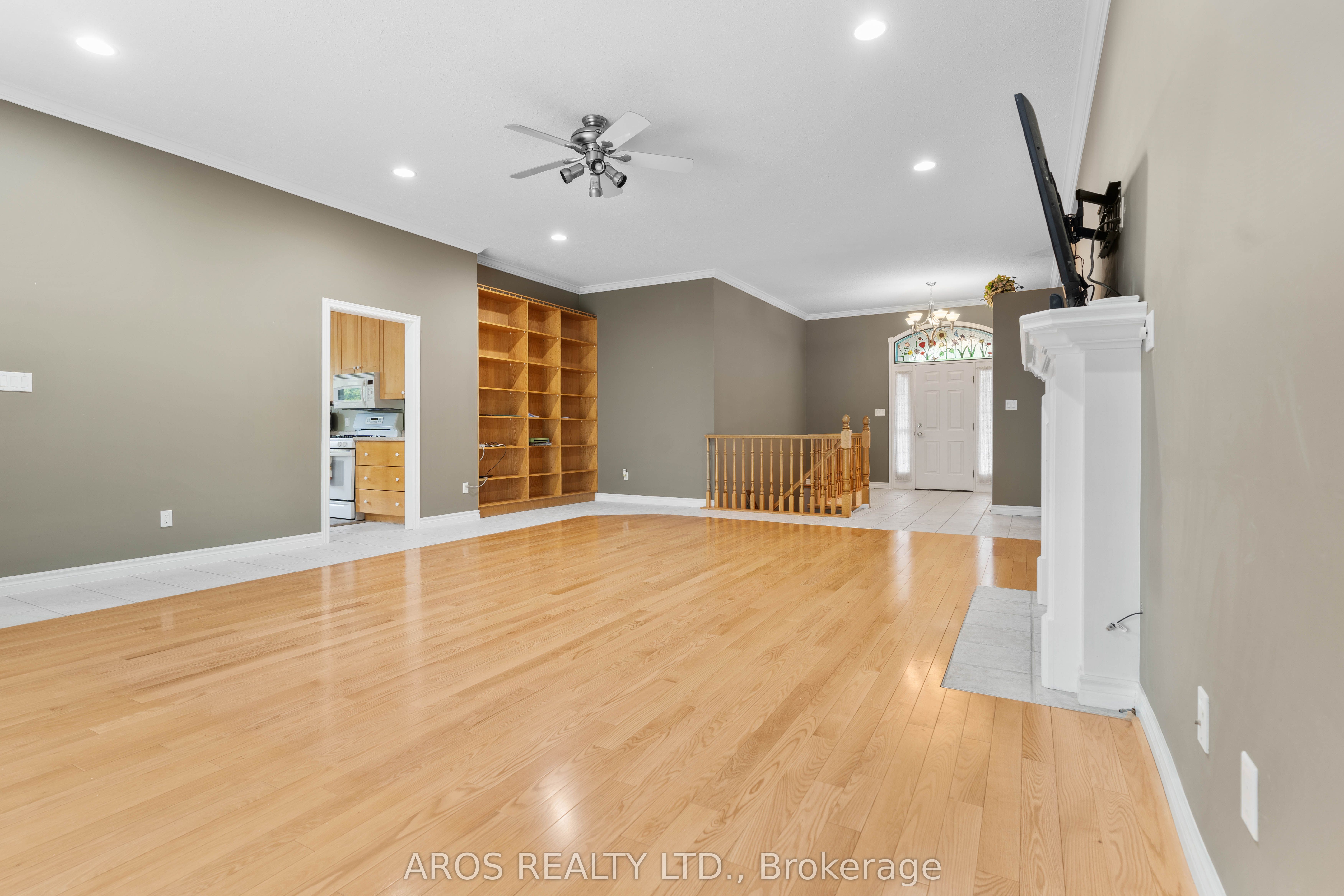 10 Prince Of Wales Gate N Property Photo 7