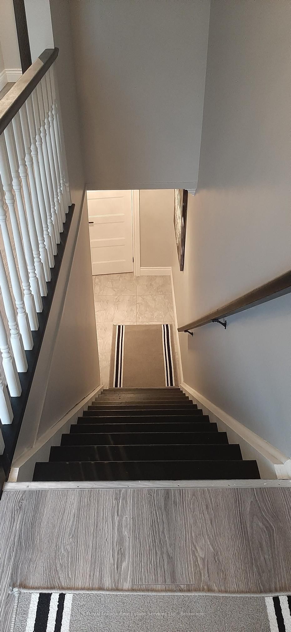 184 Dundas Street E Property Photo 20