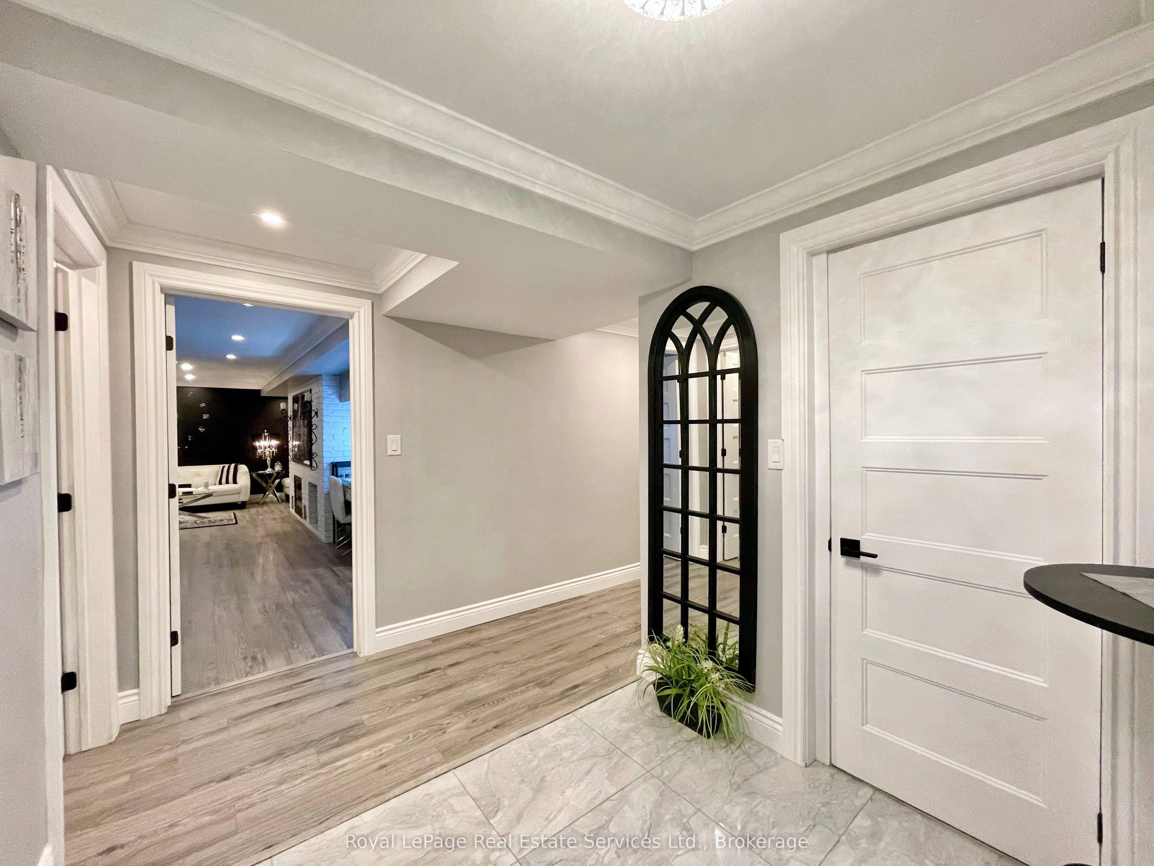 184 Dundas Street E Property Photo 21