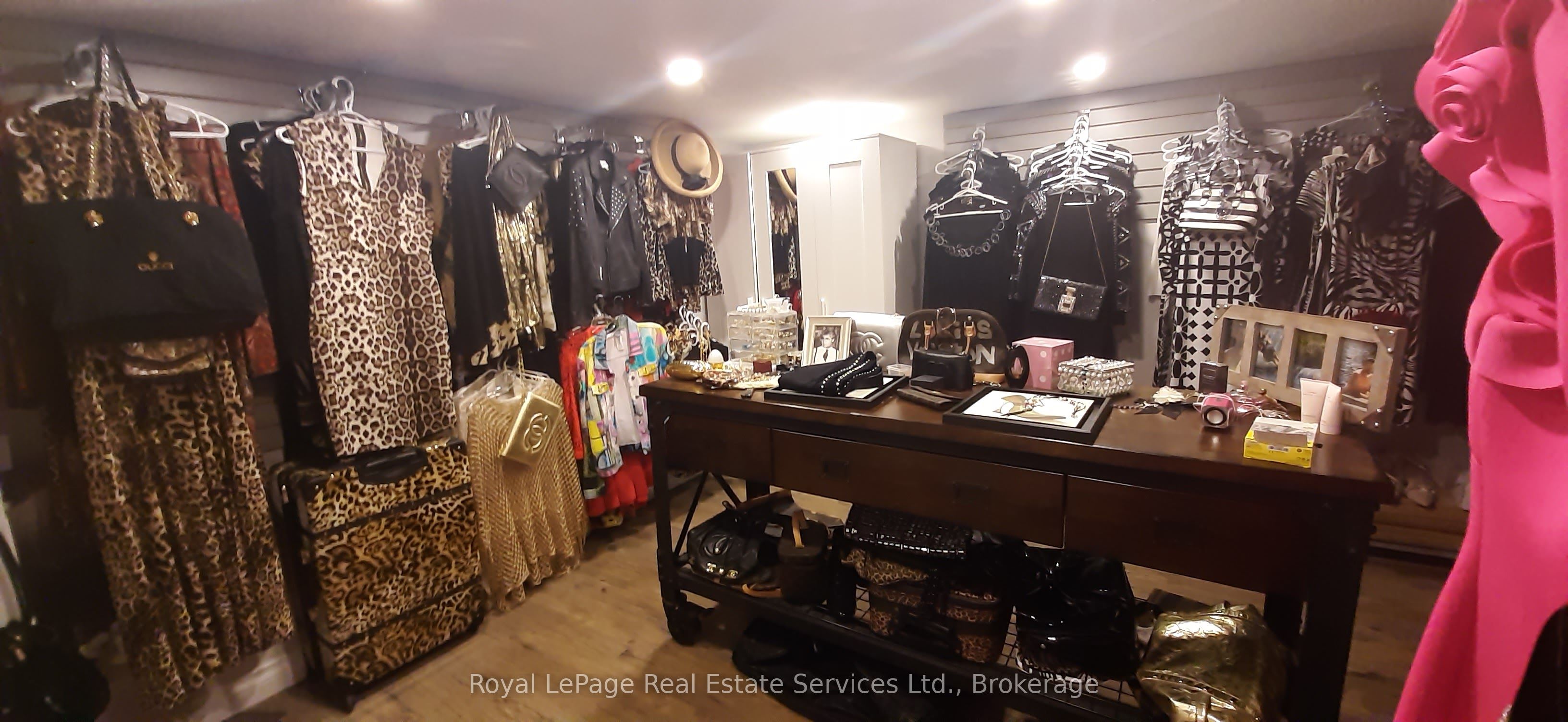 184 Dundas Street E Property Photo 26