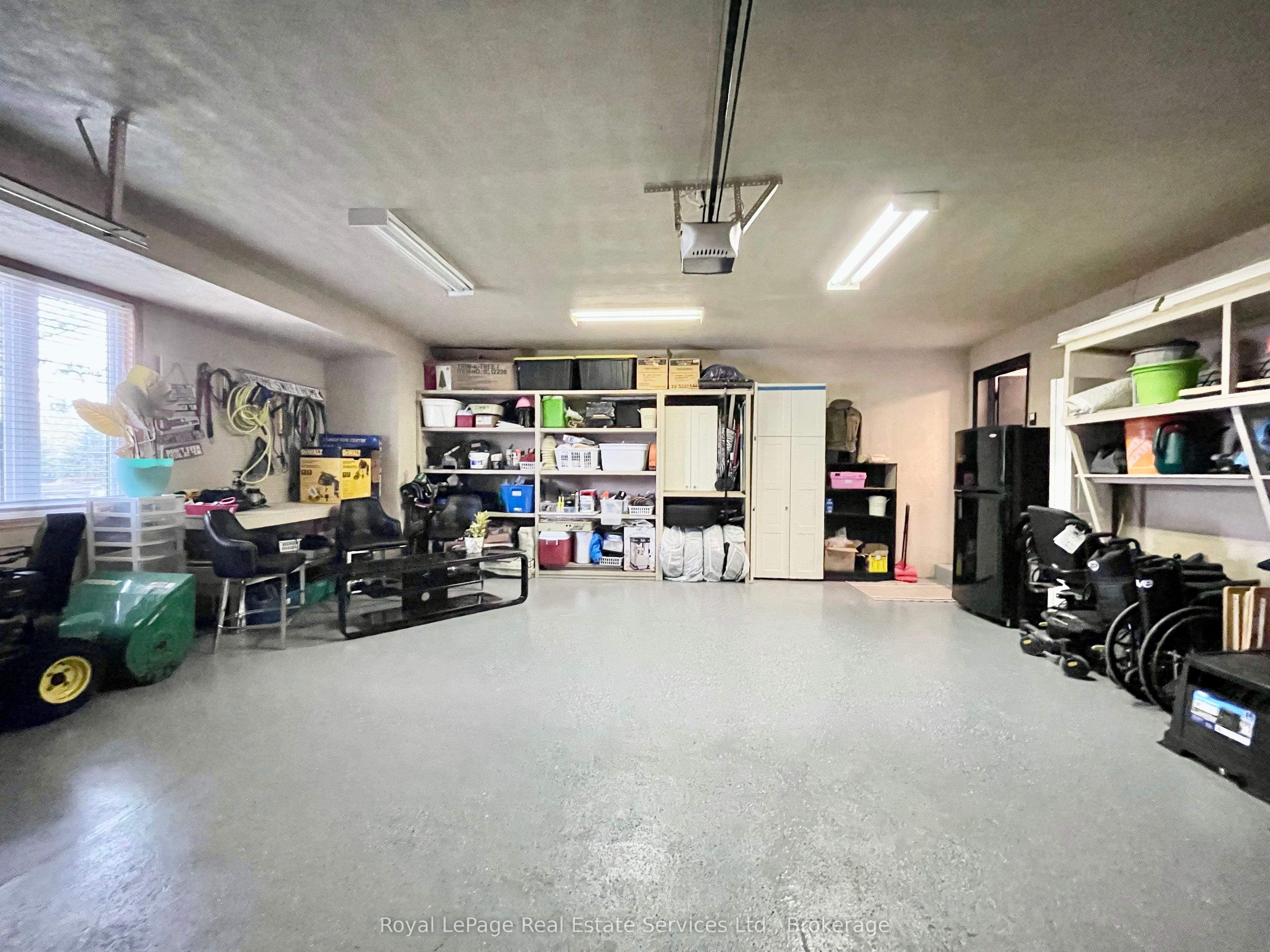 184 Dundas Street E Property Photo 40
