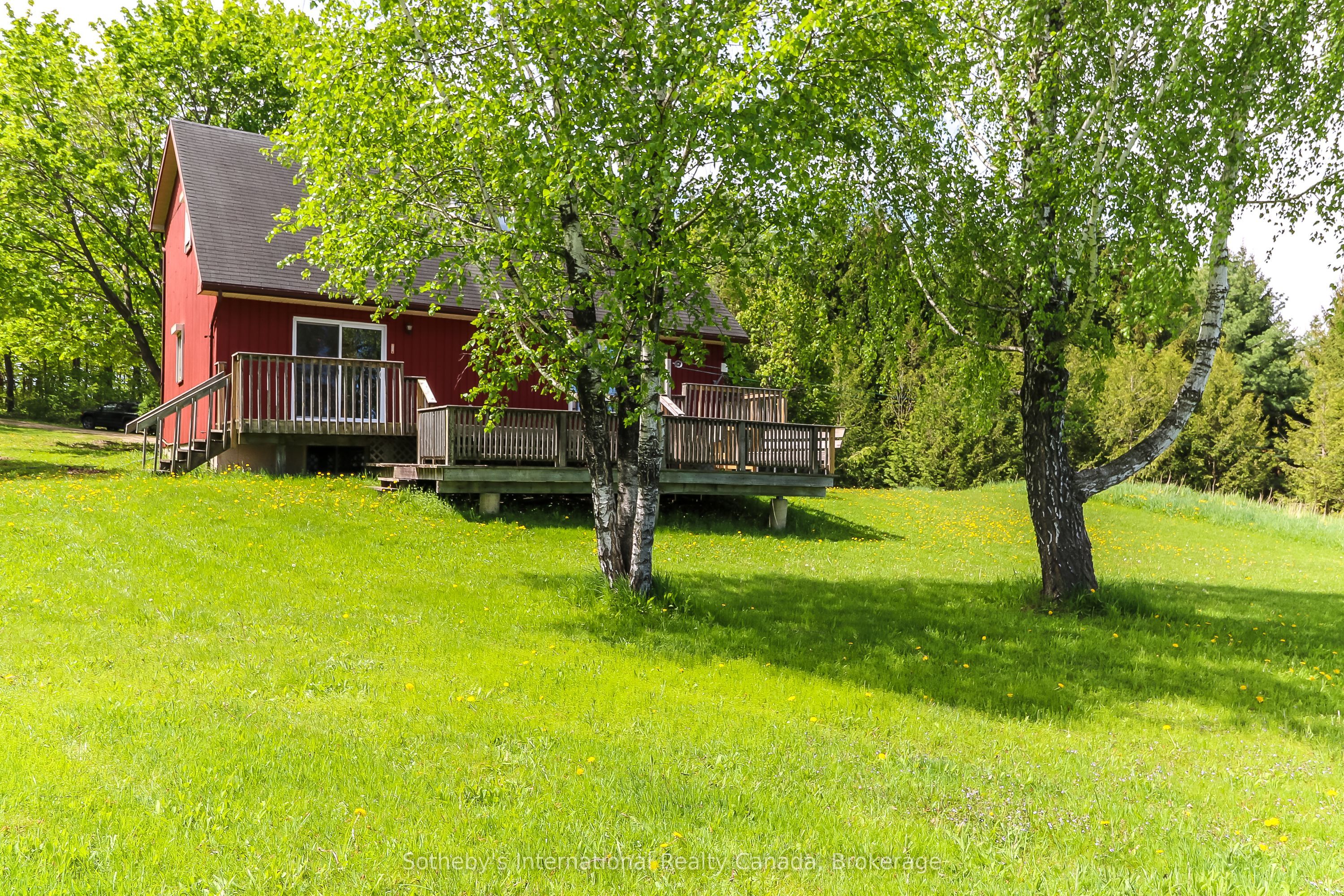608173 12th Side Road Property Photo 3