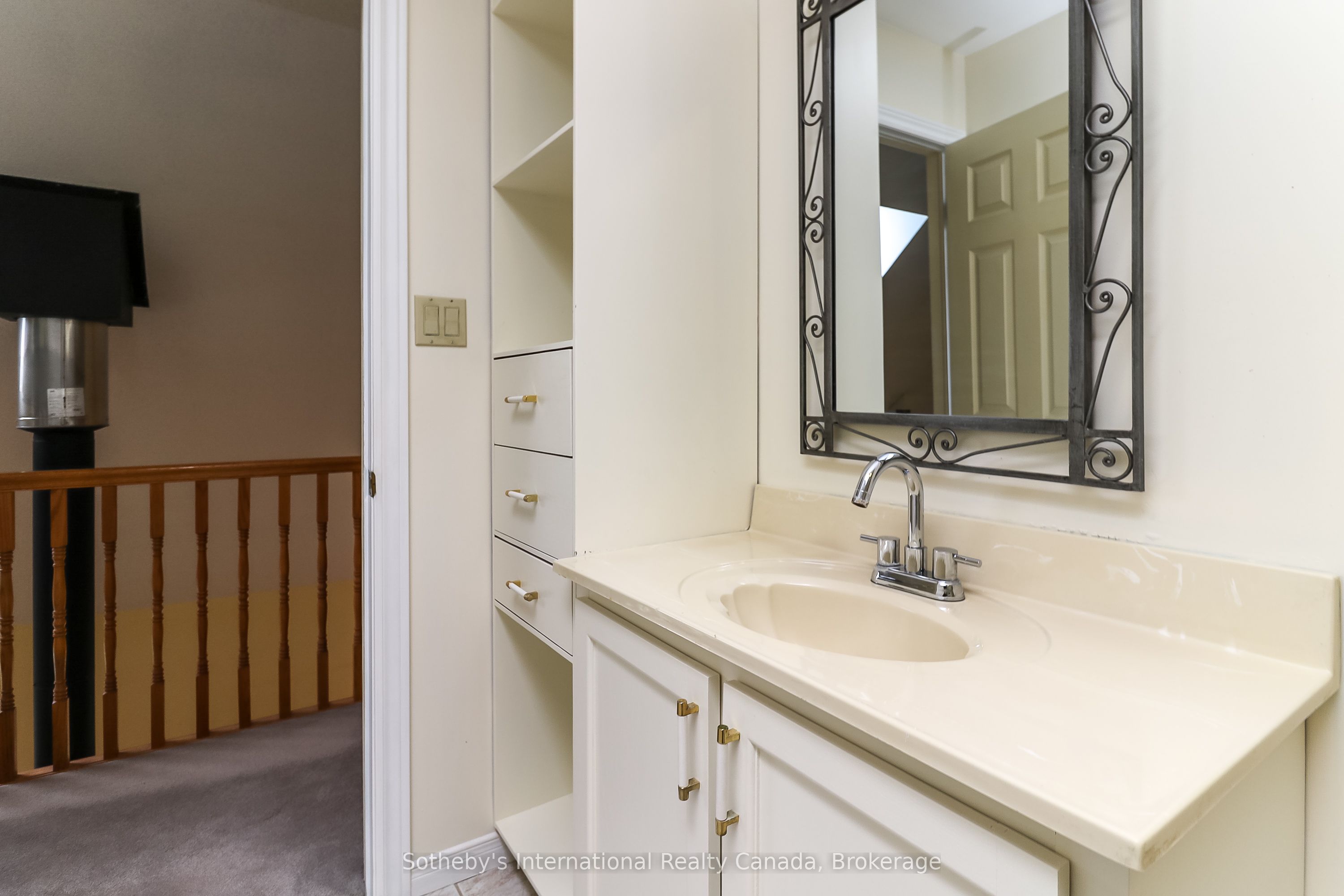 608173 12th Side Road Property Photo 20