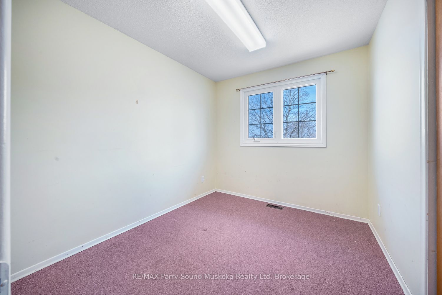 2 William Street Property Photo 3