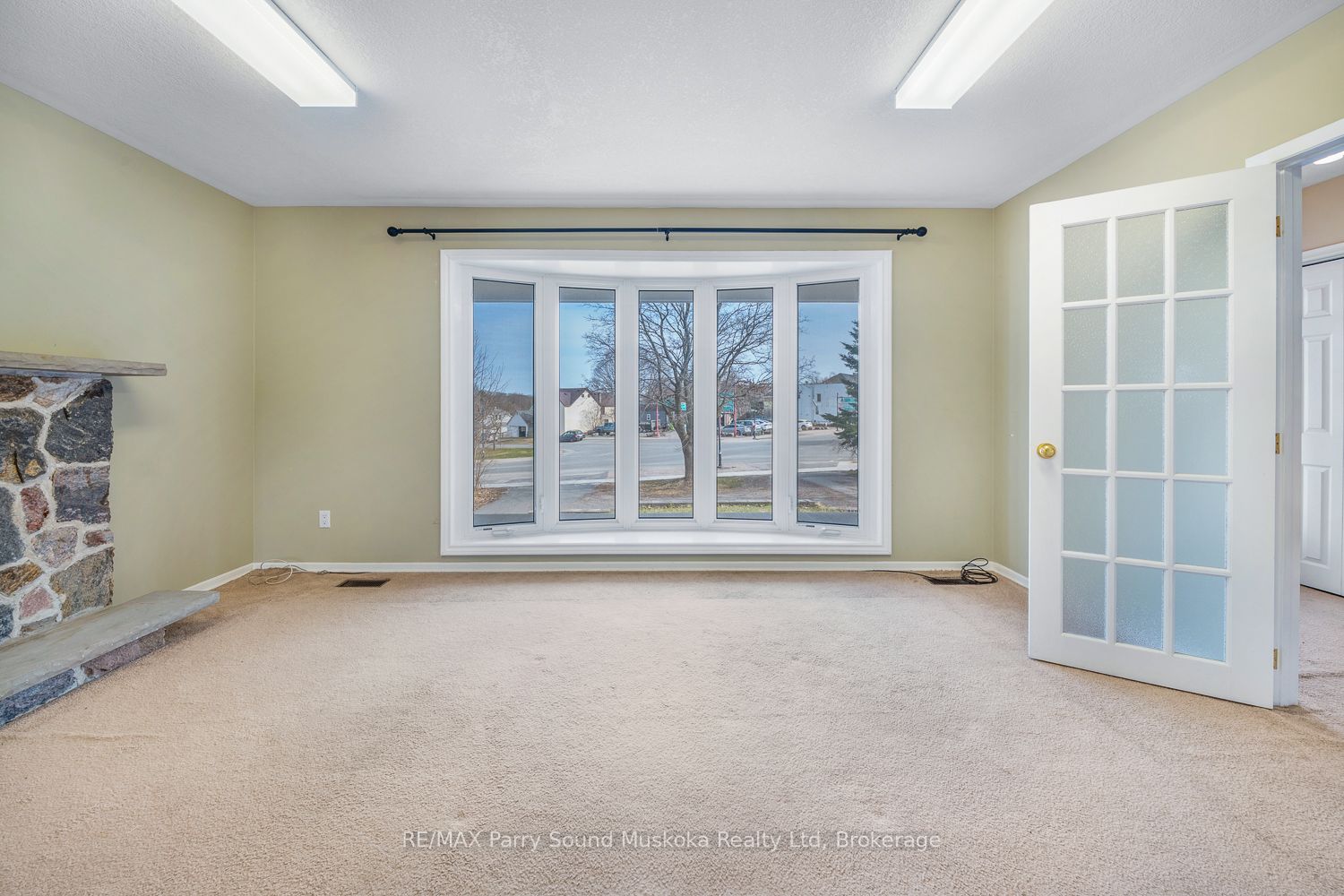 2 William Street Property Photo 16