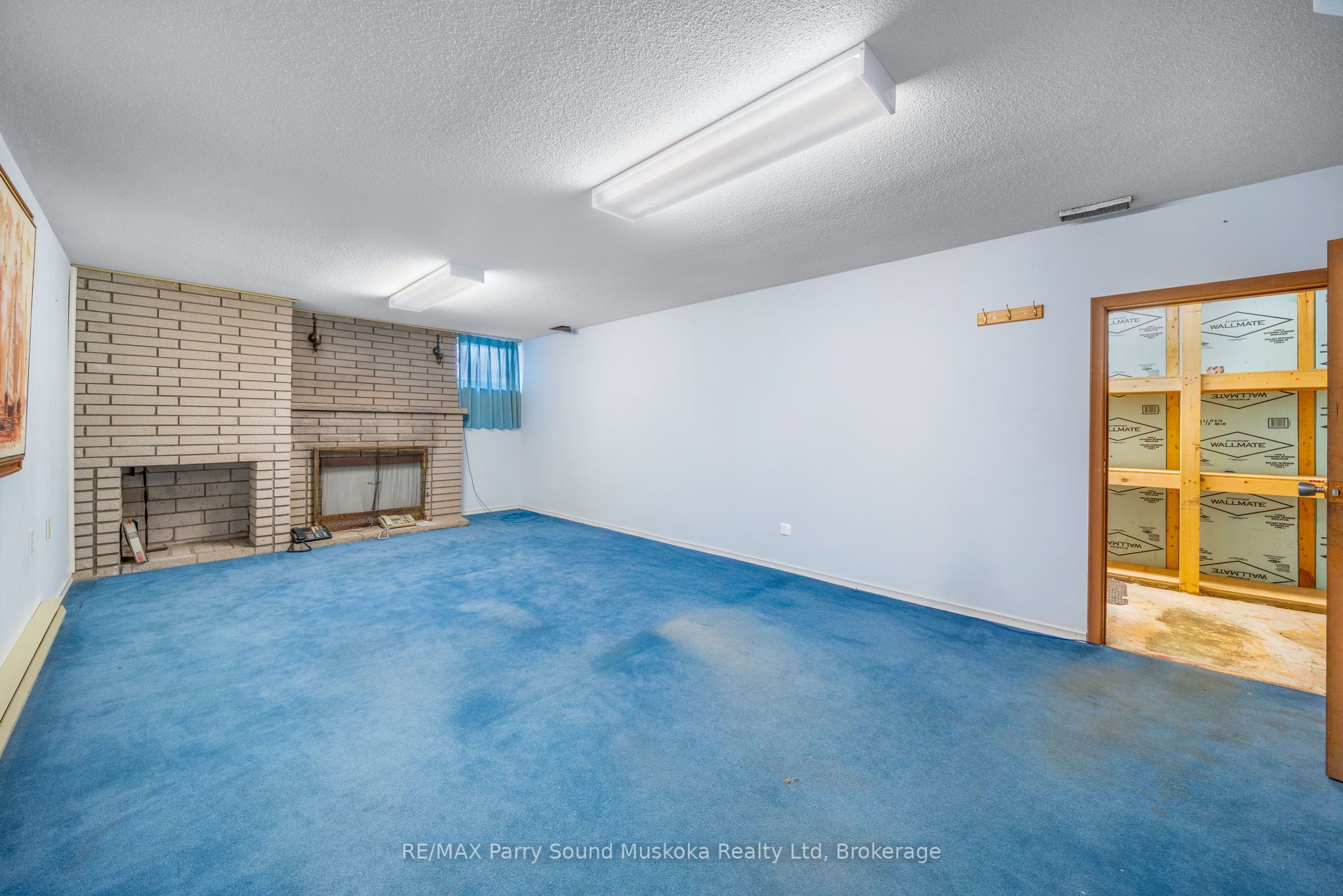 2 William Street Property Photo 24