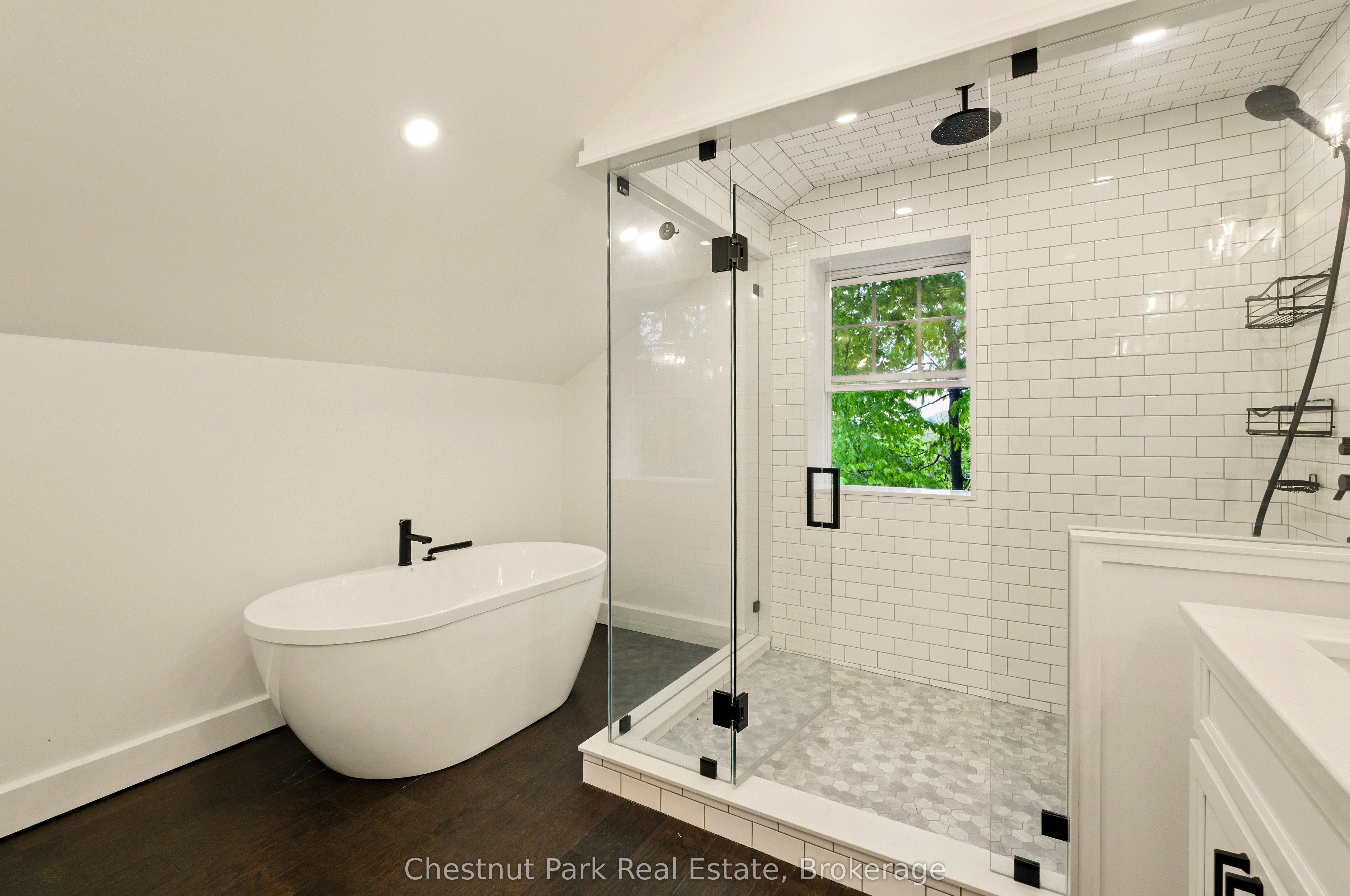 39 Todholm Drive Property Photo 26
