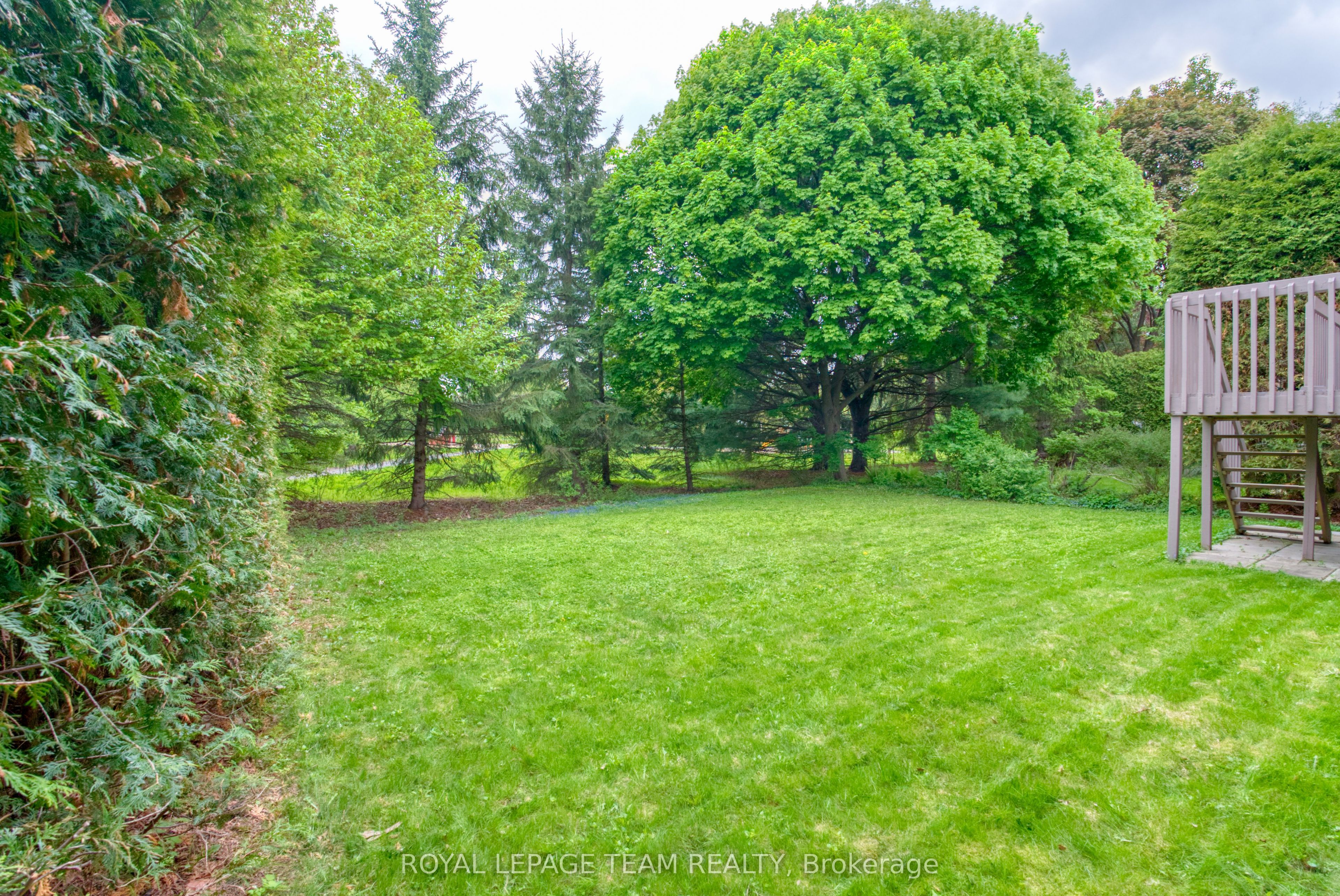 27 Sherk Crescent Property Photo 2