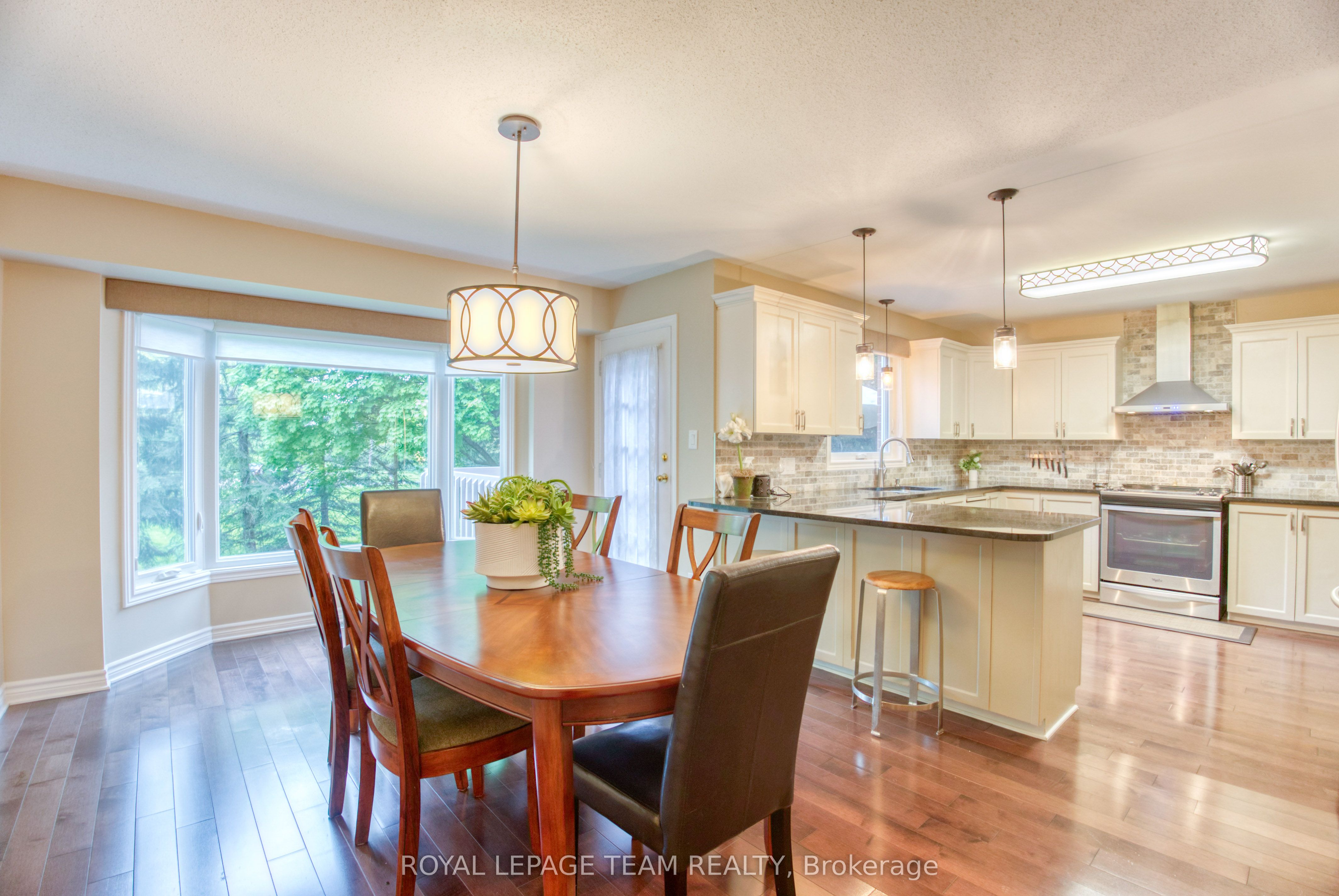 27 Sherk Crescent Property Photo 9