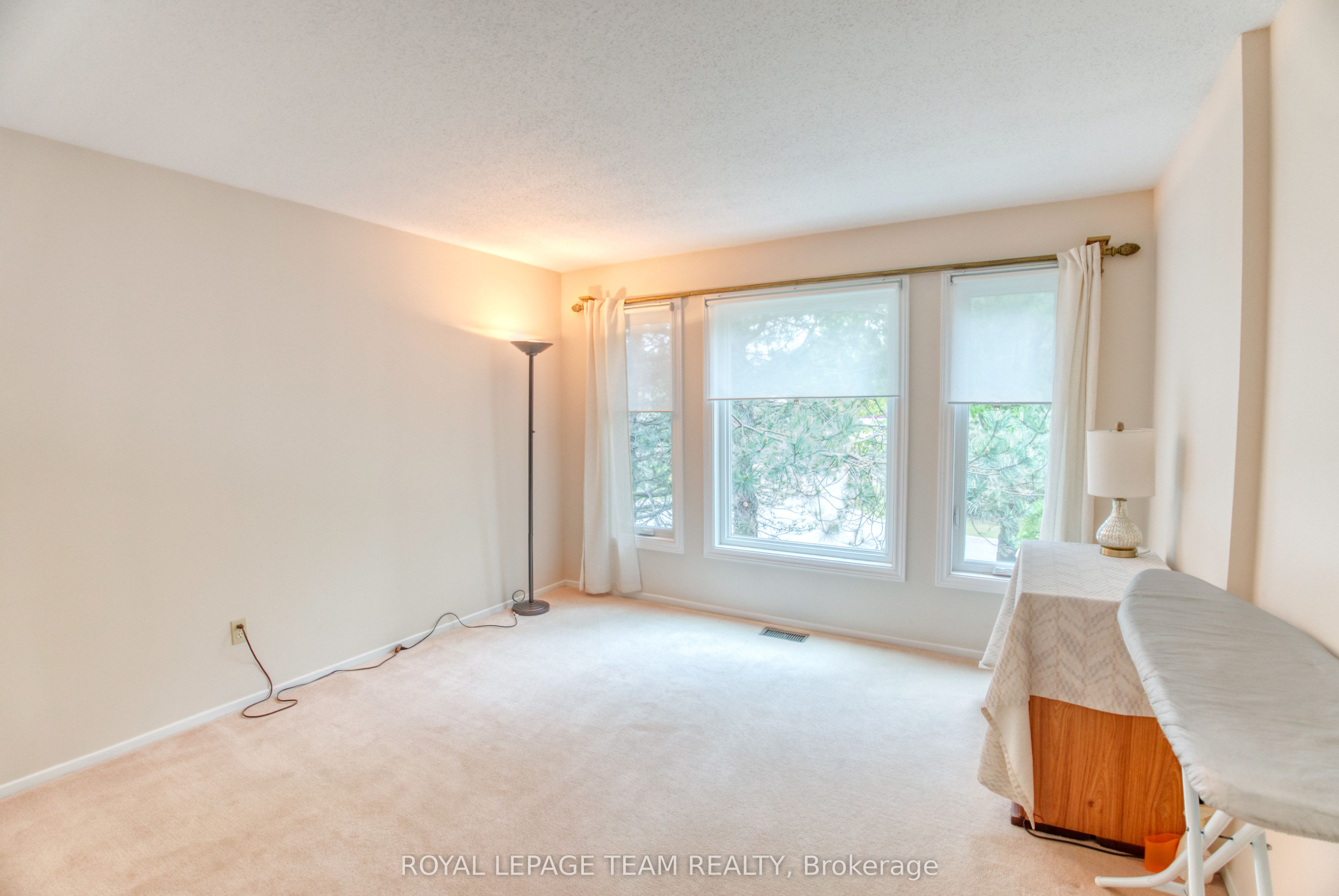 27 Sherk Crescent Property Photo 34