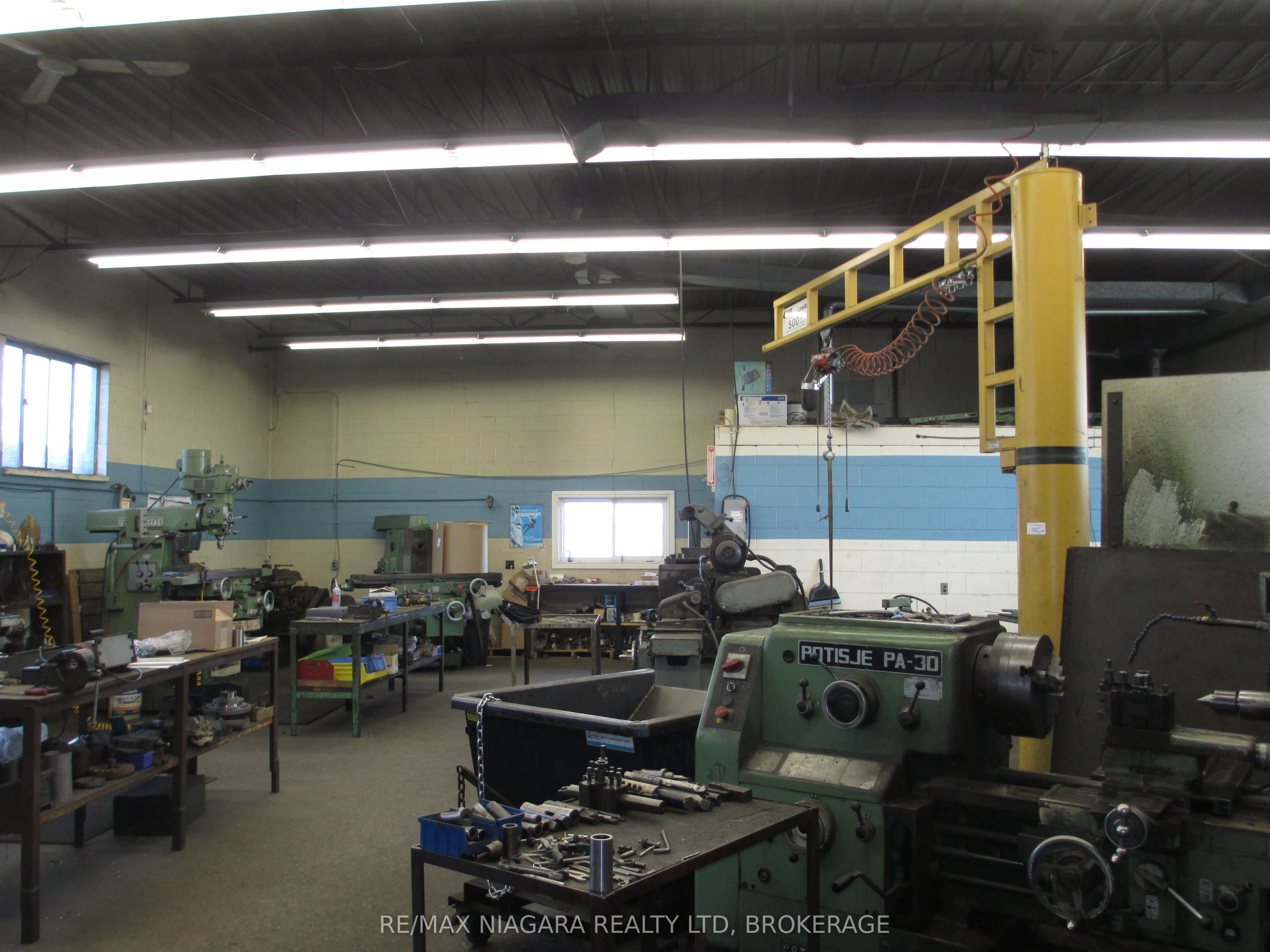 2901 Greenfield Road Property Photo 2