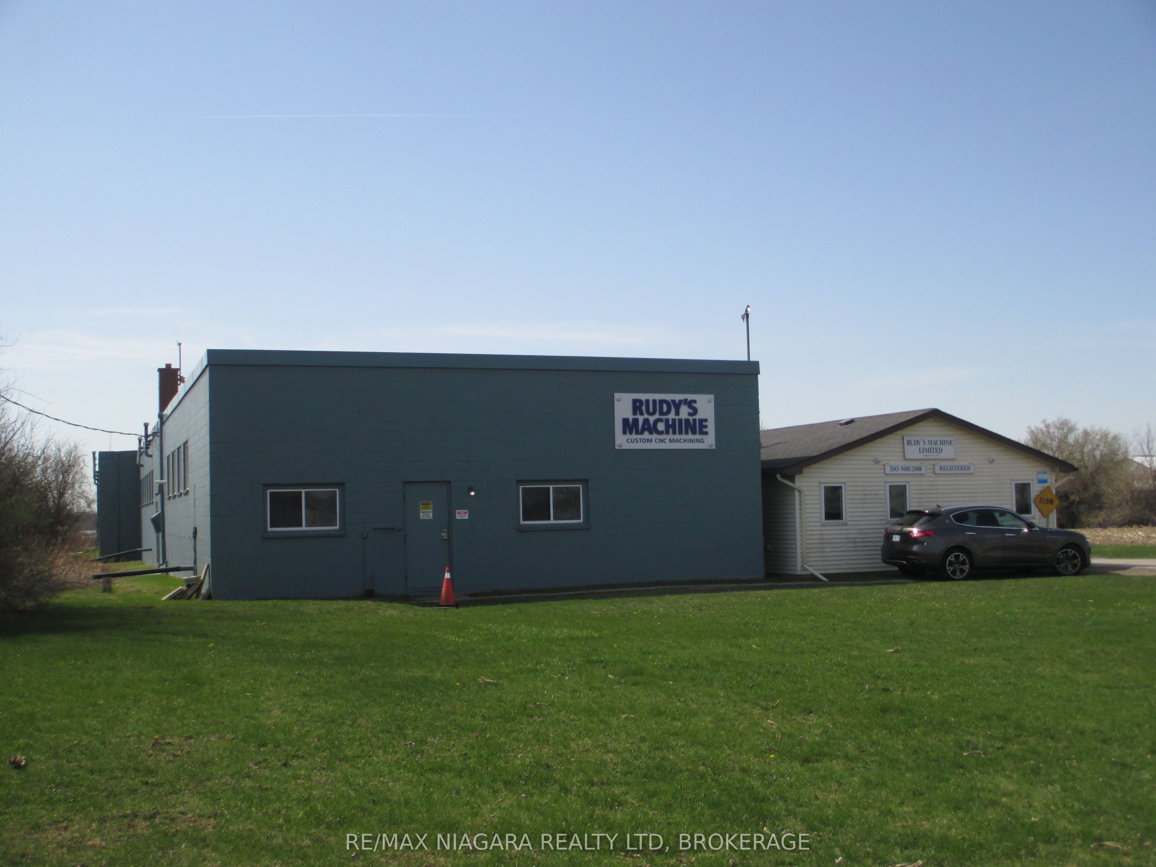 2901 Greenfield Road Property Photo 10