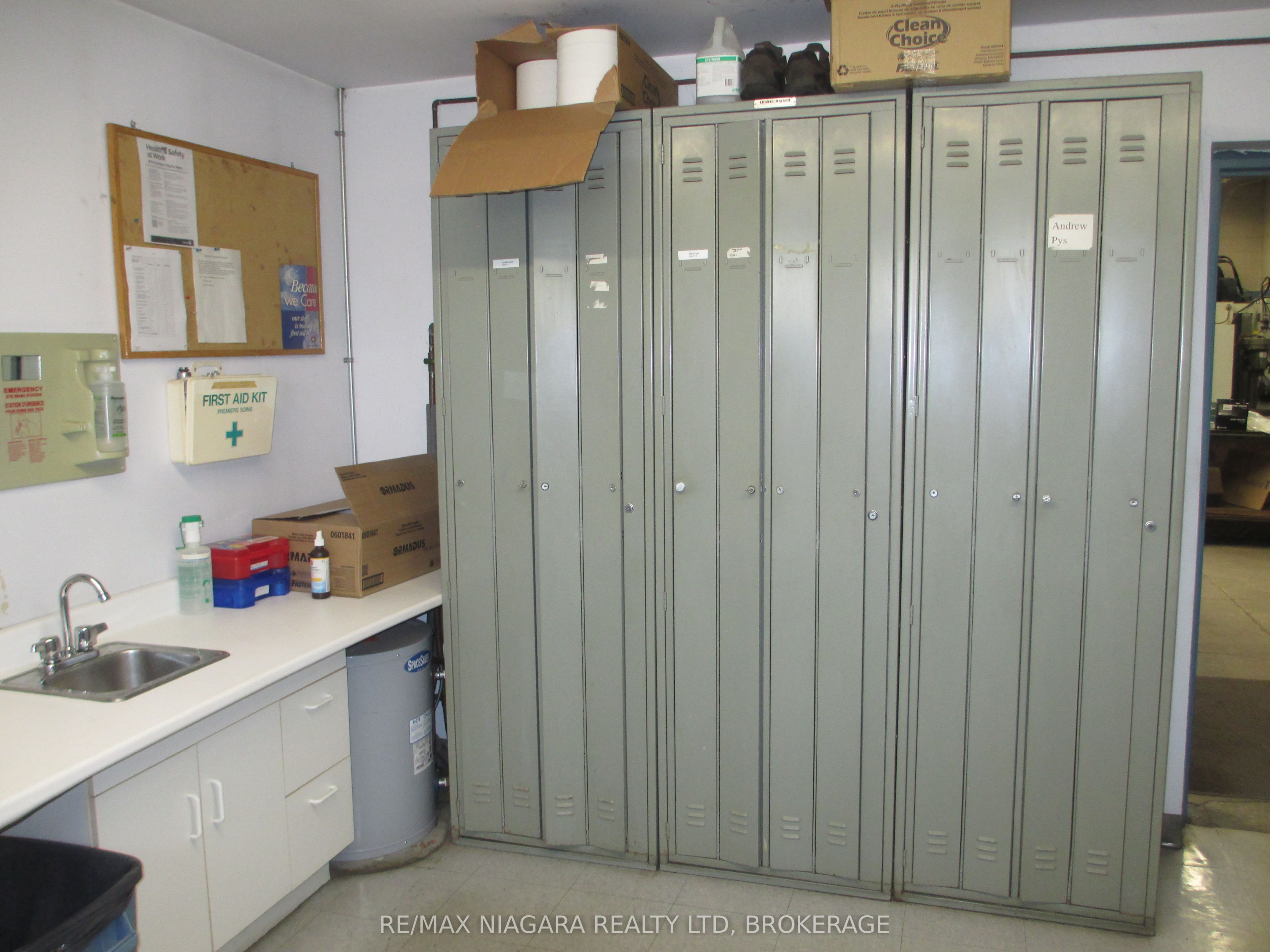 2901 Greenfield Road Property Photo 21