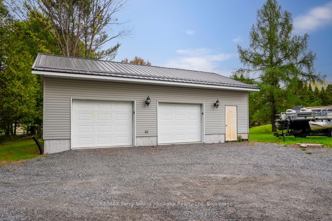 28 Lakeside Drive Property Photo 15