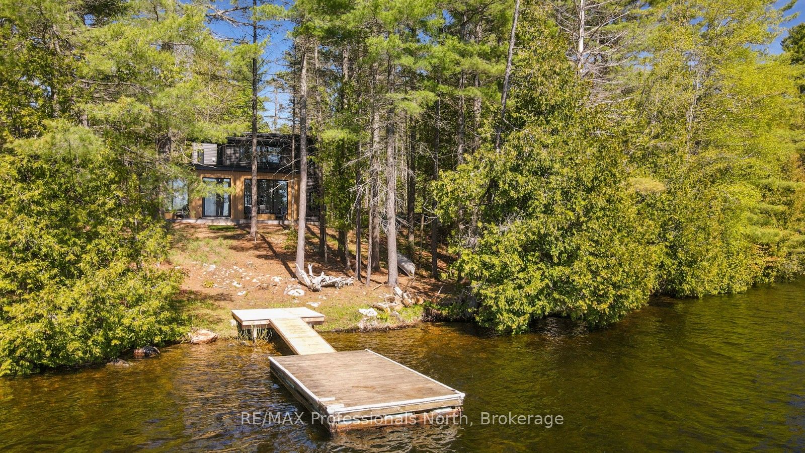 1124 Turfyn Ln Property Photo 1