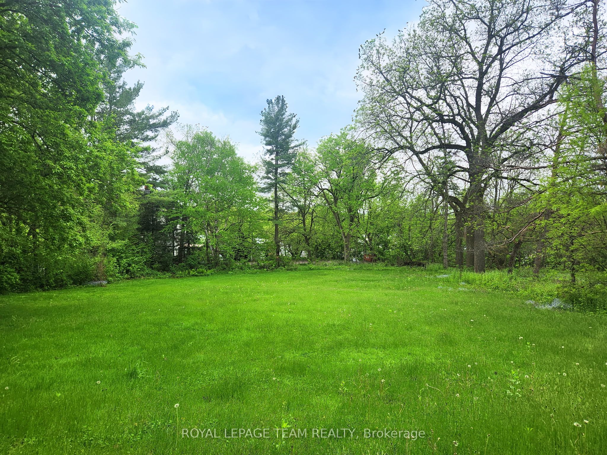 3787 Carp Road Property Photo 1