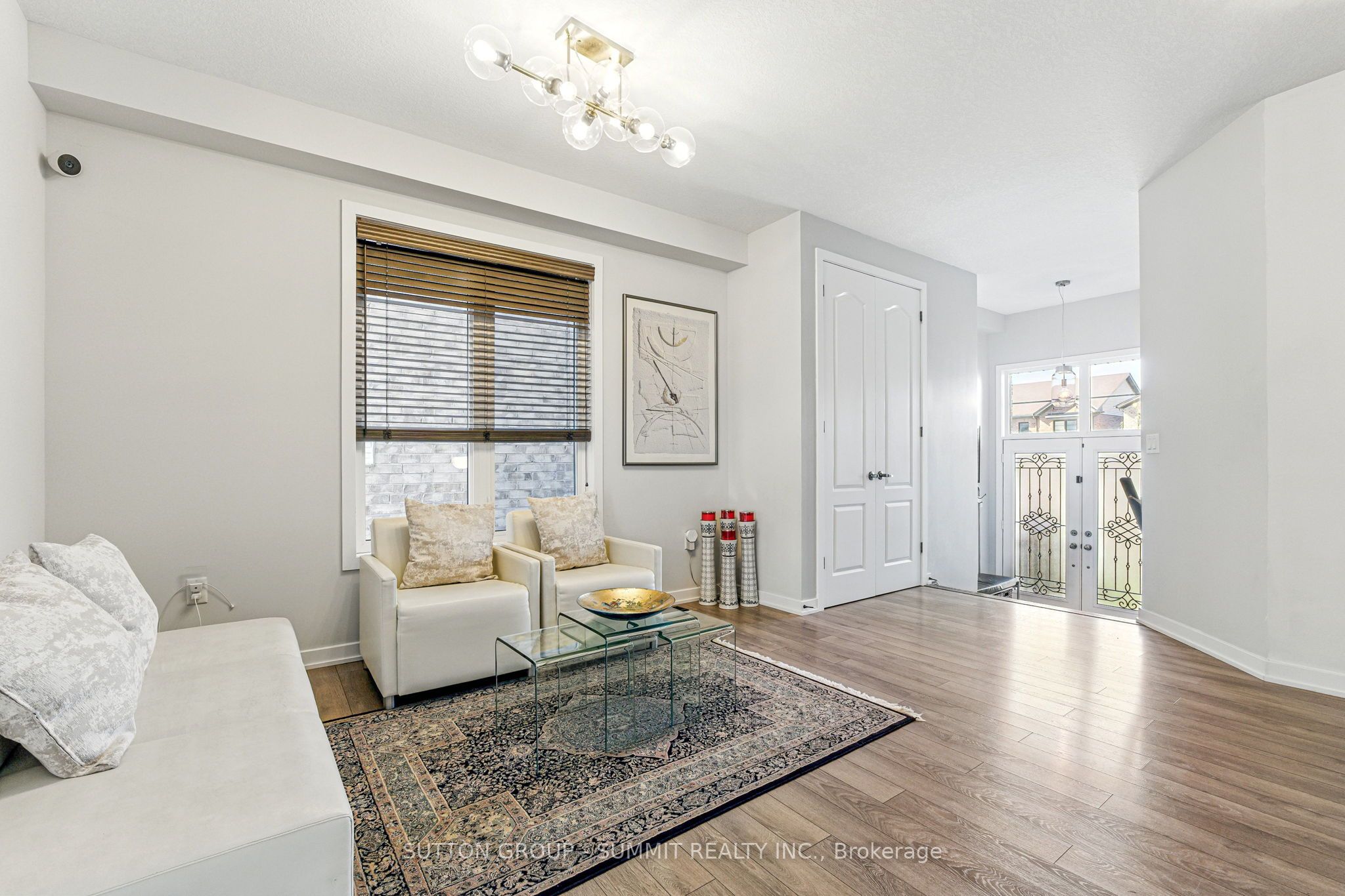 40 Aldgate Avenue Property Photo 5