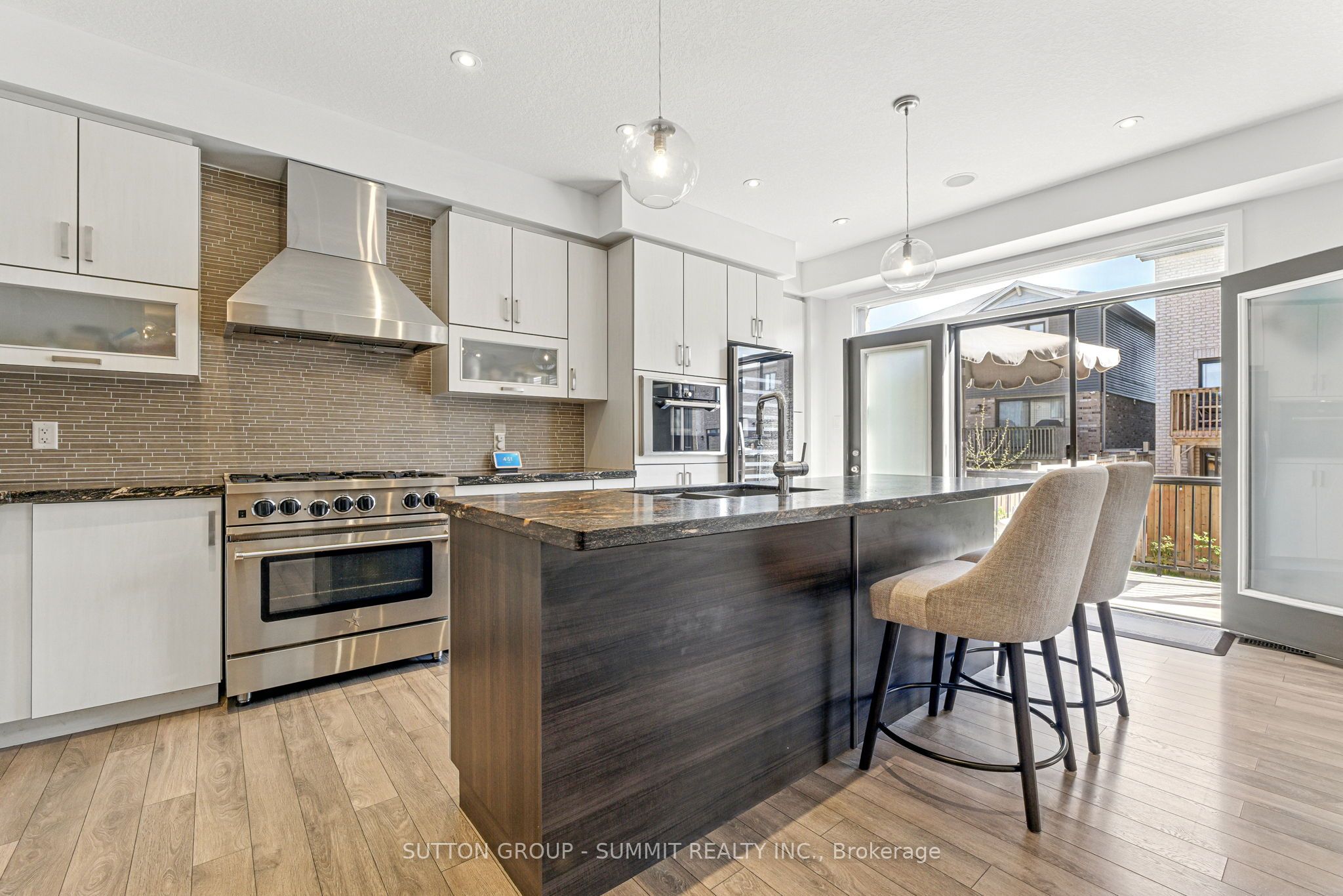 40 Aldgate Avenue Property Photo 7